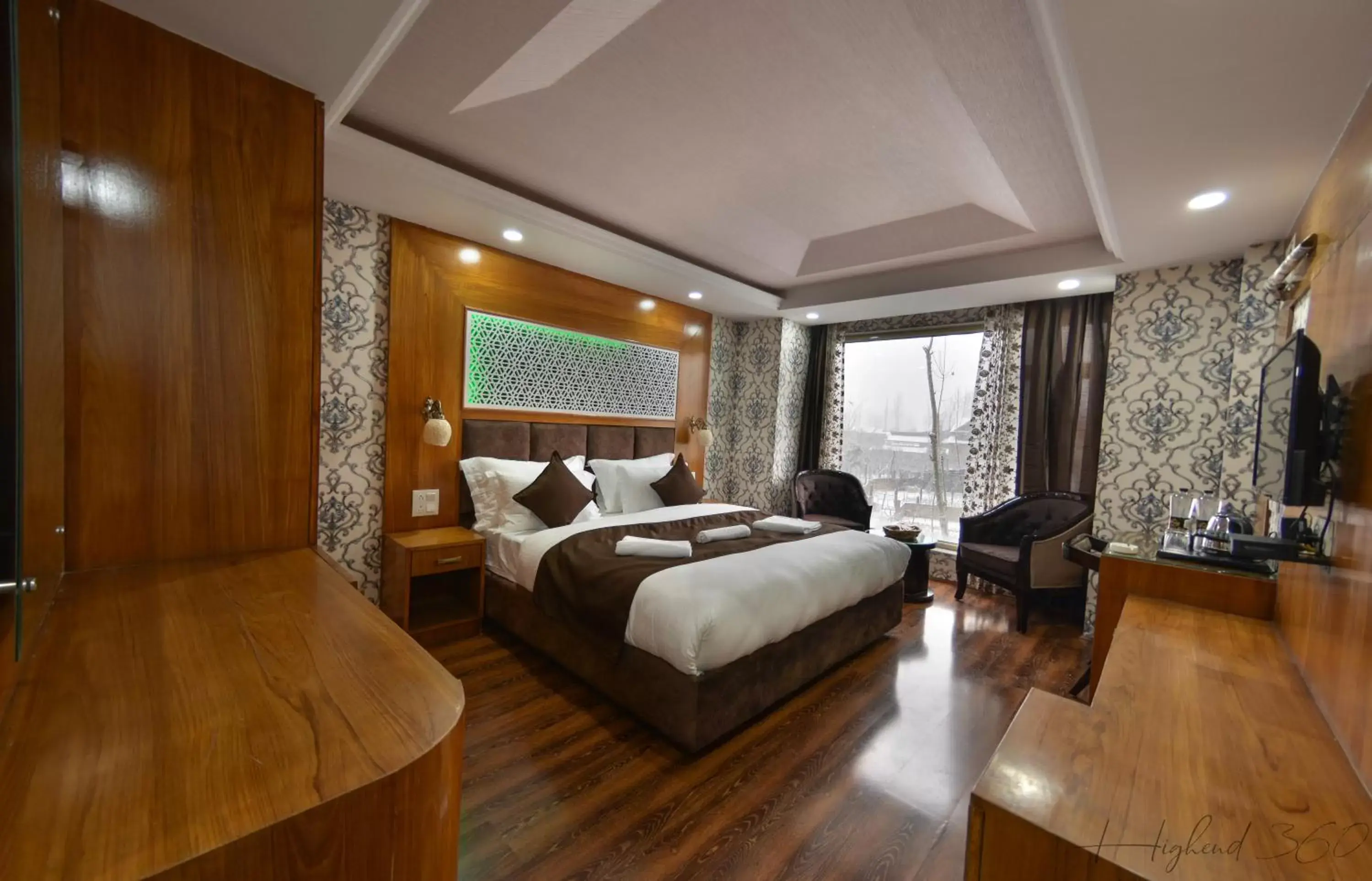 King Room with Garden View in Hotel The Montreal King Room with Garden View in Hotel The Montreal