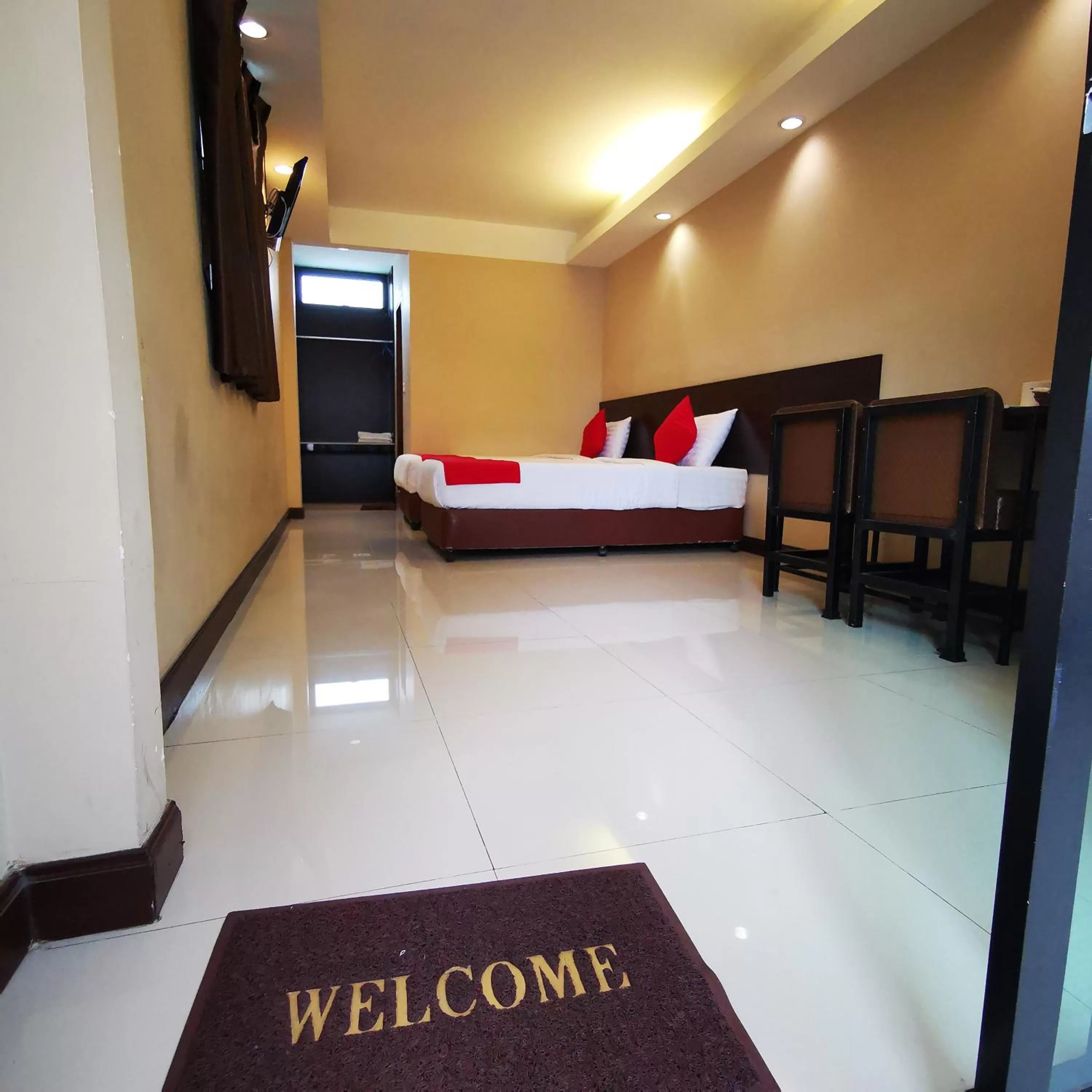 Bed in KKinn South Pattaya