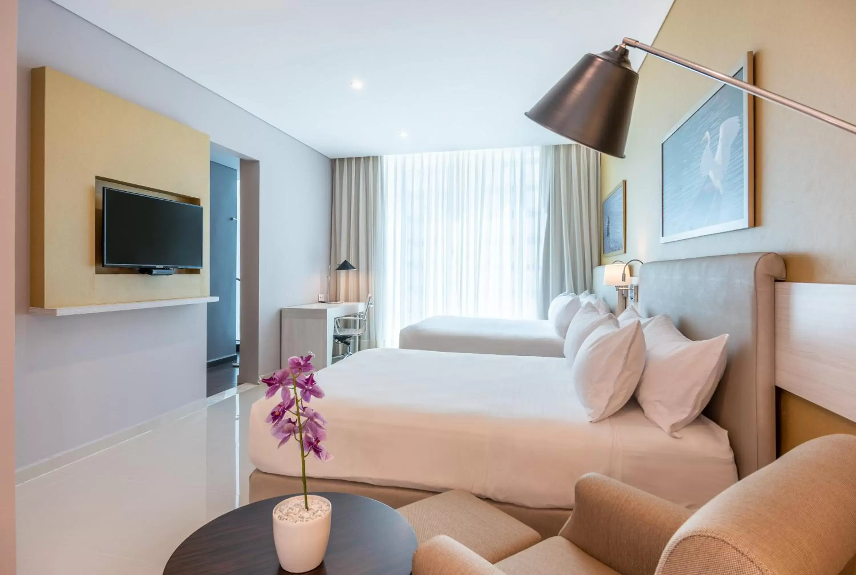 2 Queen Standard Room City View in Crowne Plaza Barranquilla by IHG 2 Queen Standard Room City View in Crowne Plaza Barranquilla by IHG