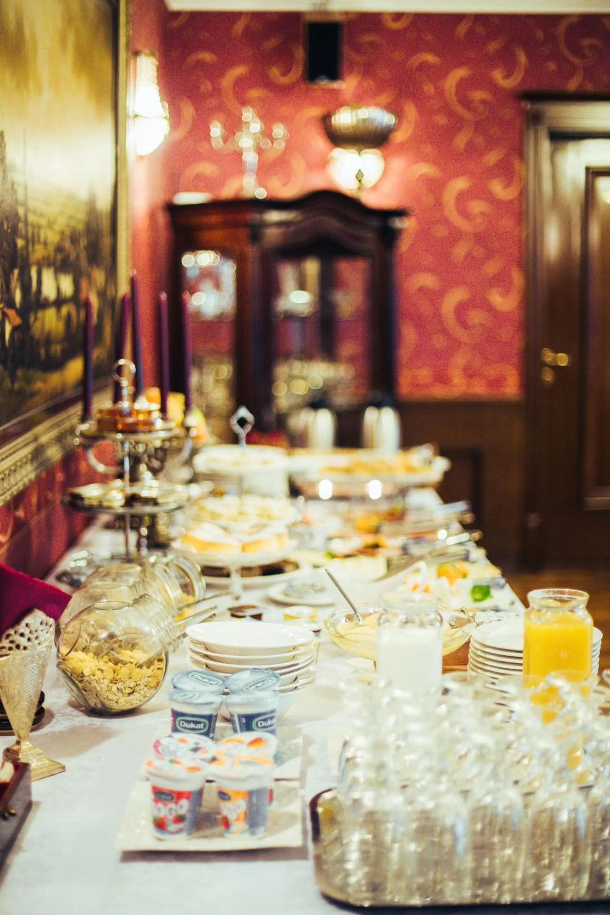 Restaurant/Places to Eat in Garni Hotel Andric