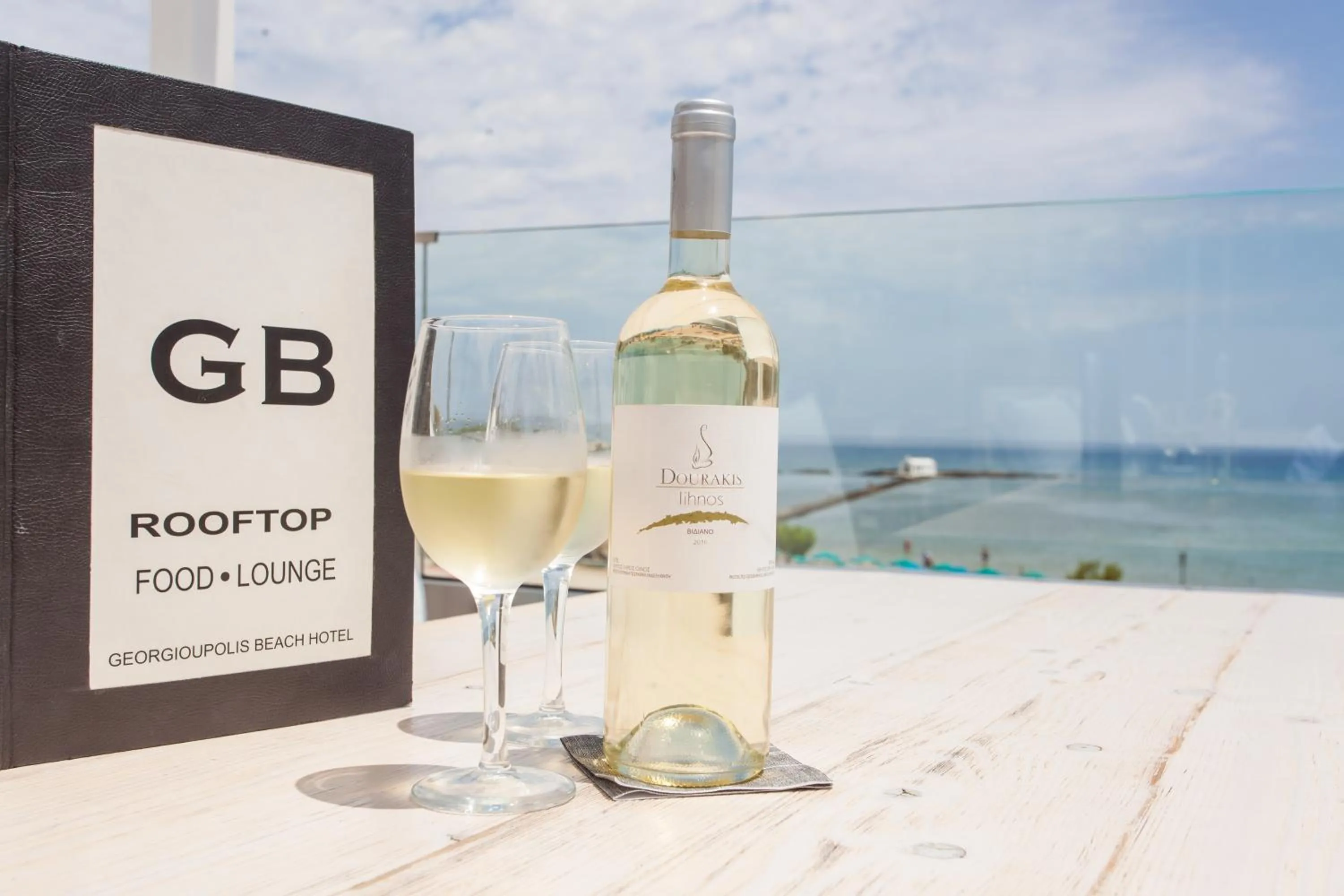 Dining area in Georgioupolis Beach Hotel
