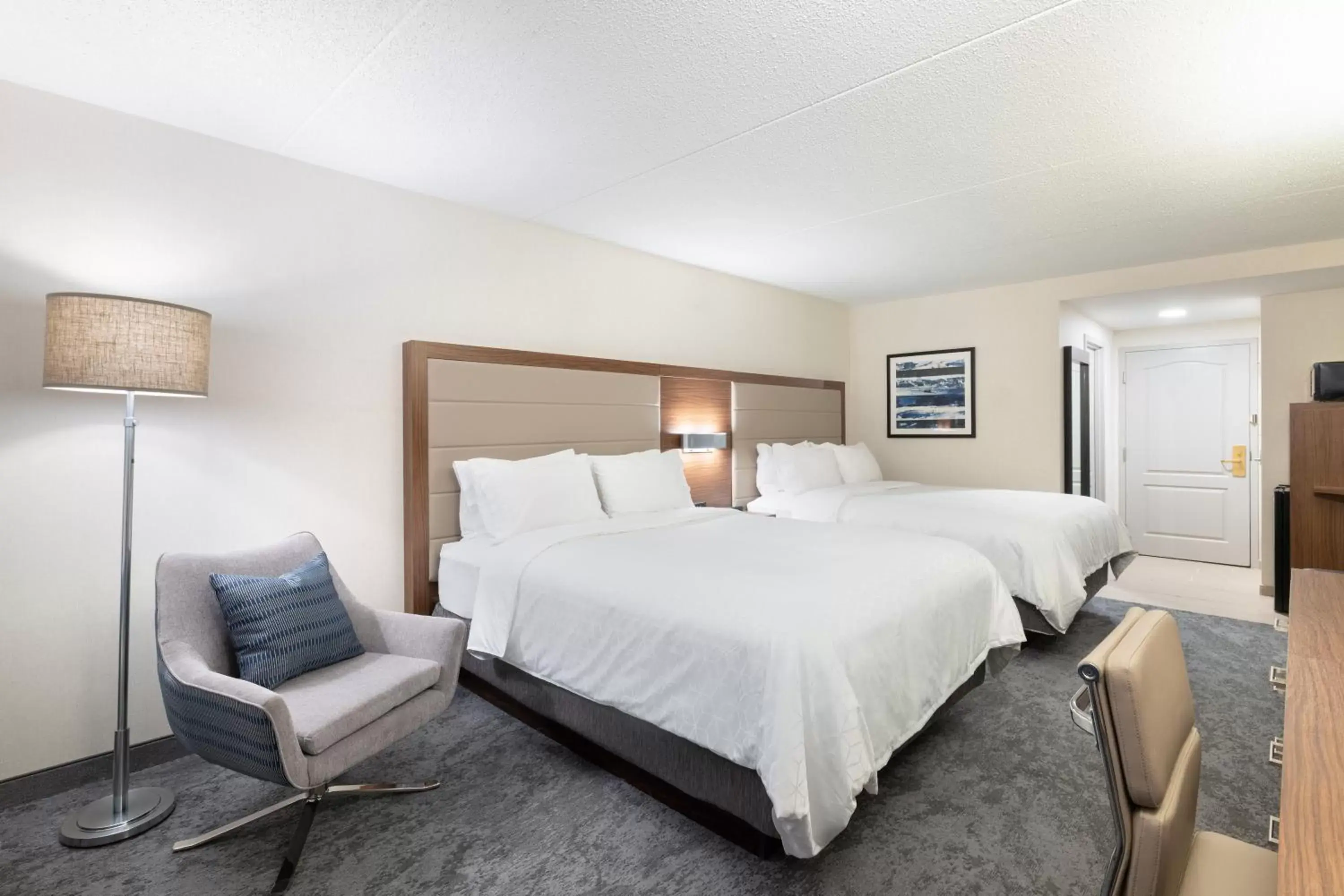 Standard Queen Room with Two Queen Beds in Holiday Inn Express & Suites Boston - Cambridge by IHG Standard Queen Room with Two Queen Beds in Holiday Inn Express & Suites Boston - Cambridge by IHG