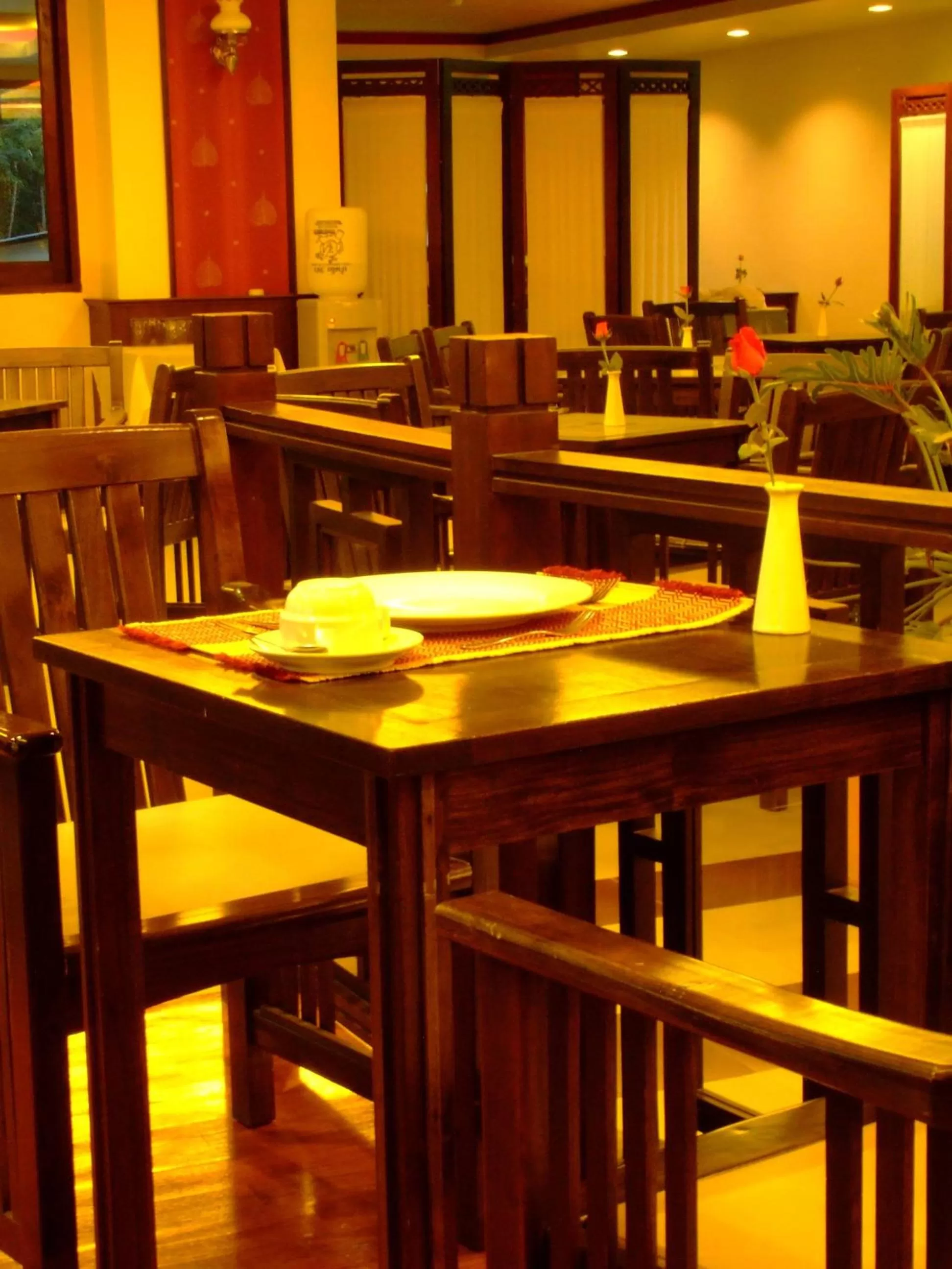 Restaurant/places to eat in Noble Place Chiangmai