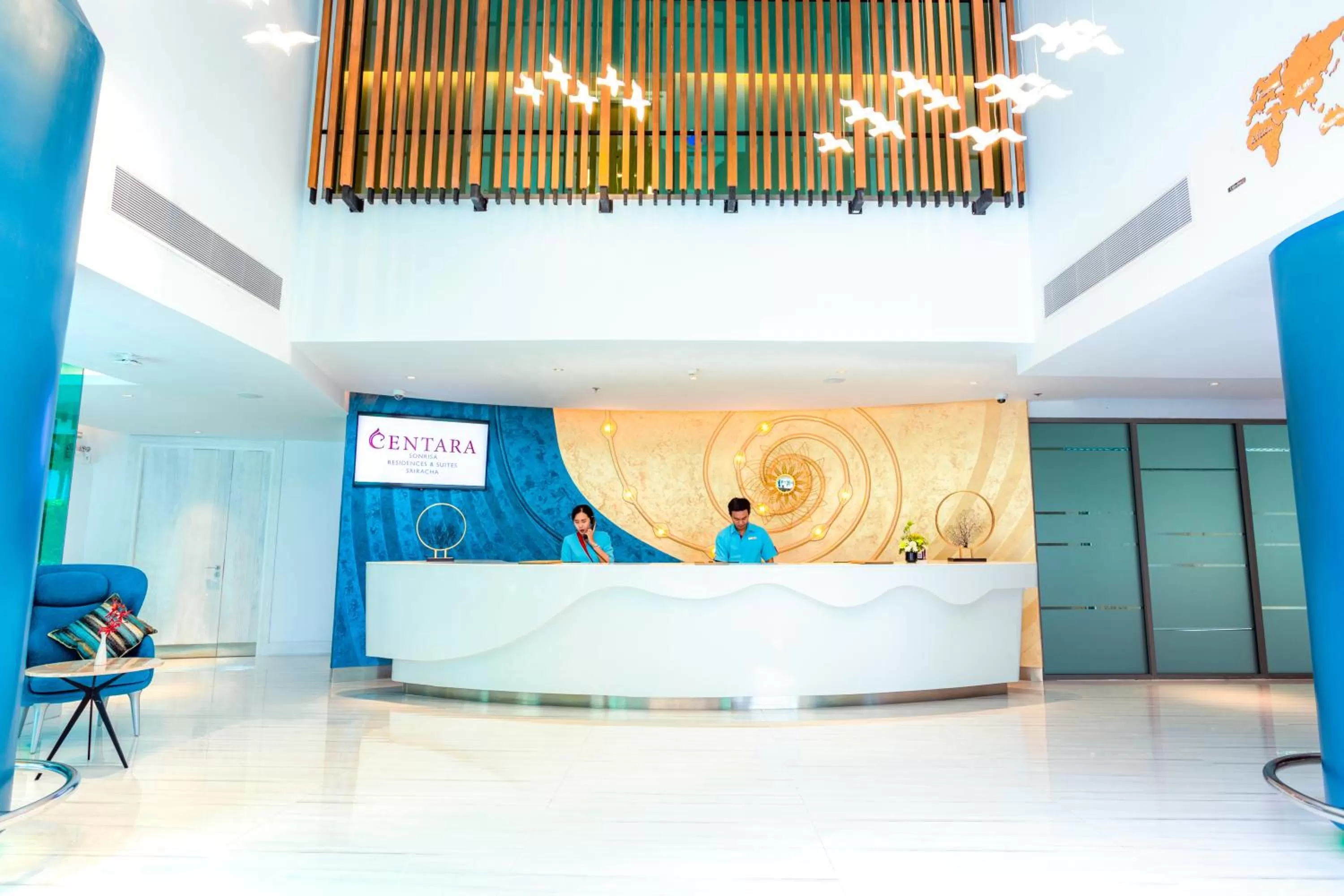 Lobby or reception in Centara Sonrisa Residences & Suites Sriracha