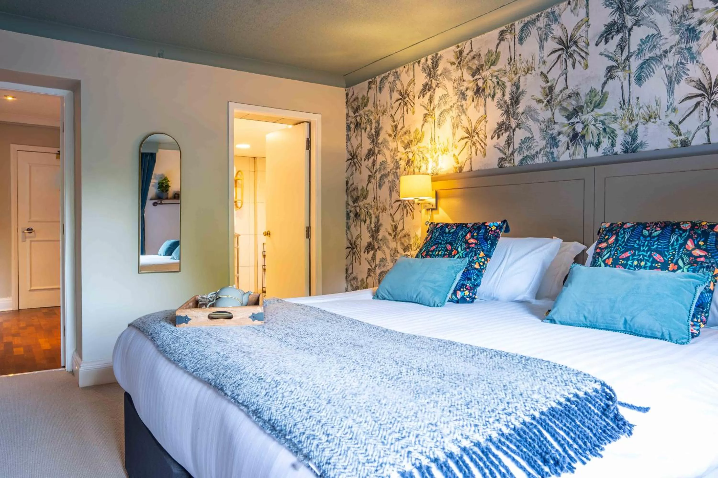 Bedroom, Bed in Hartford Hall on School Lane