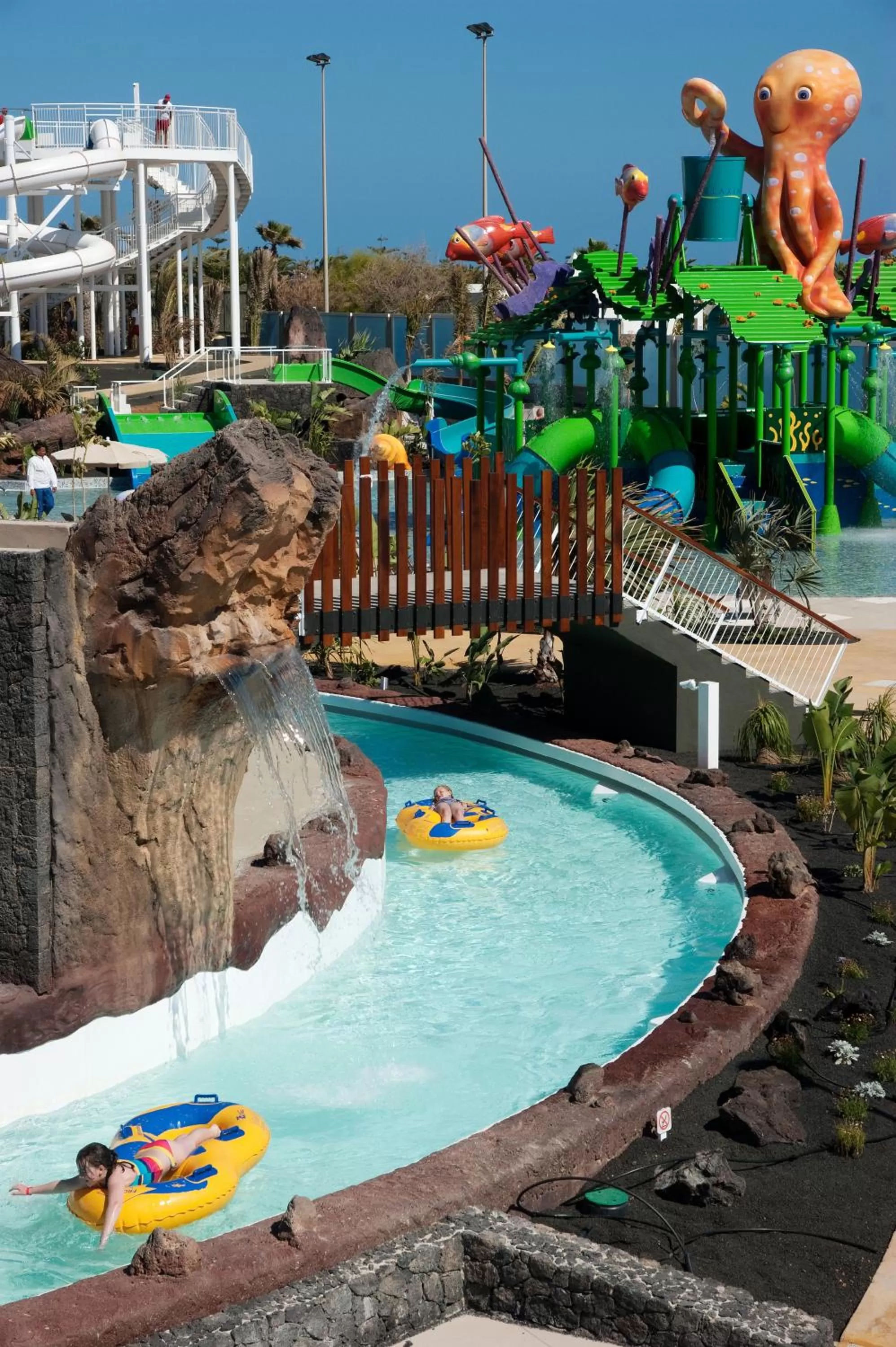 Aqua park in Relaxia Lanzasur Club - Aqualava Water Park