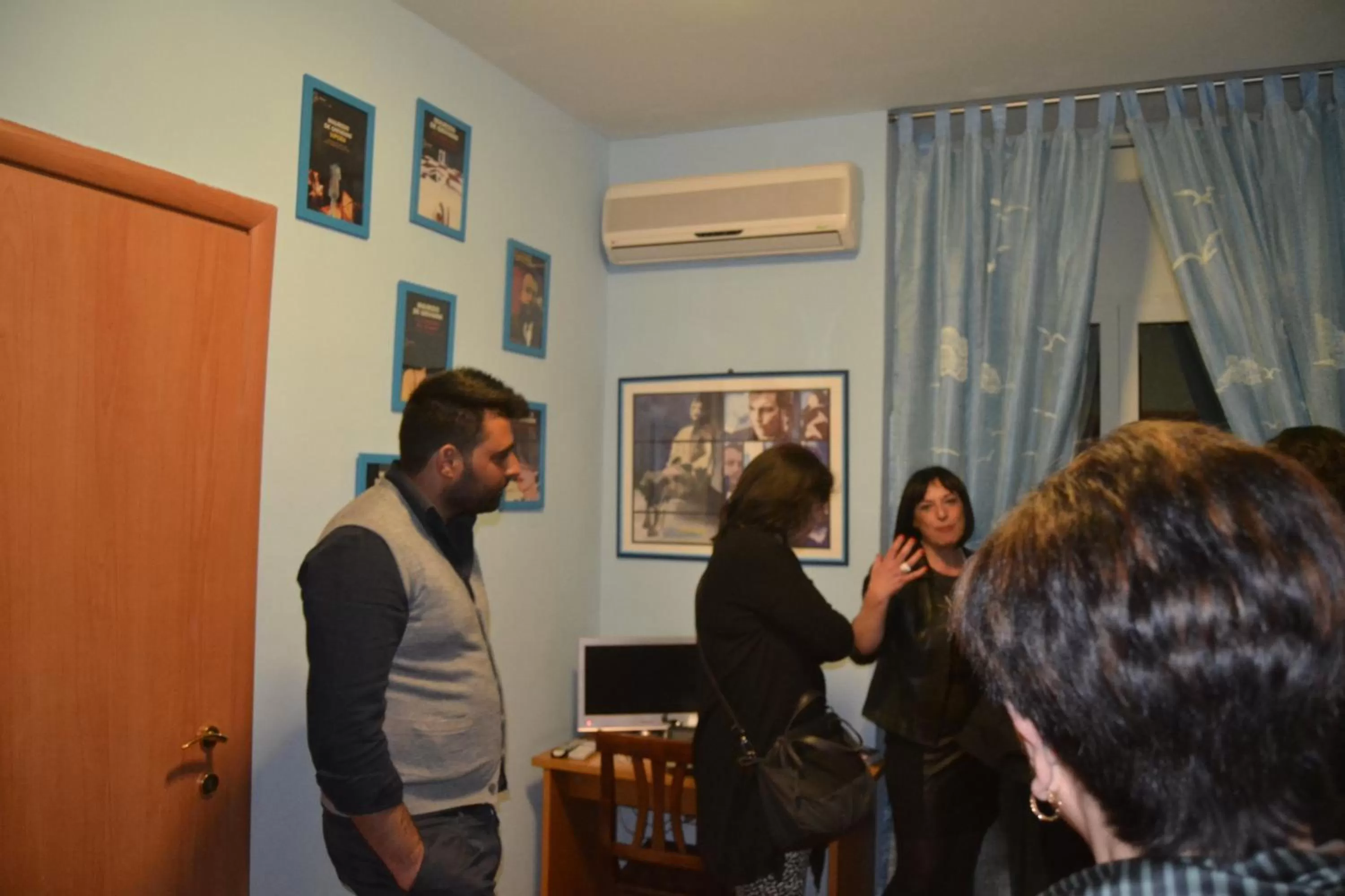 People in Hotel Cineholiday