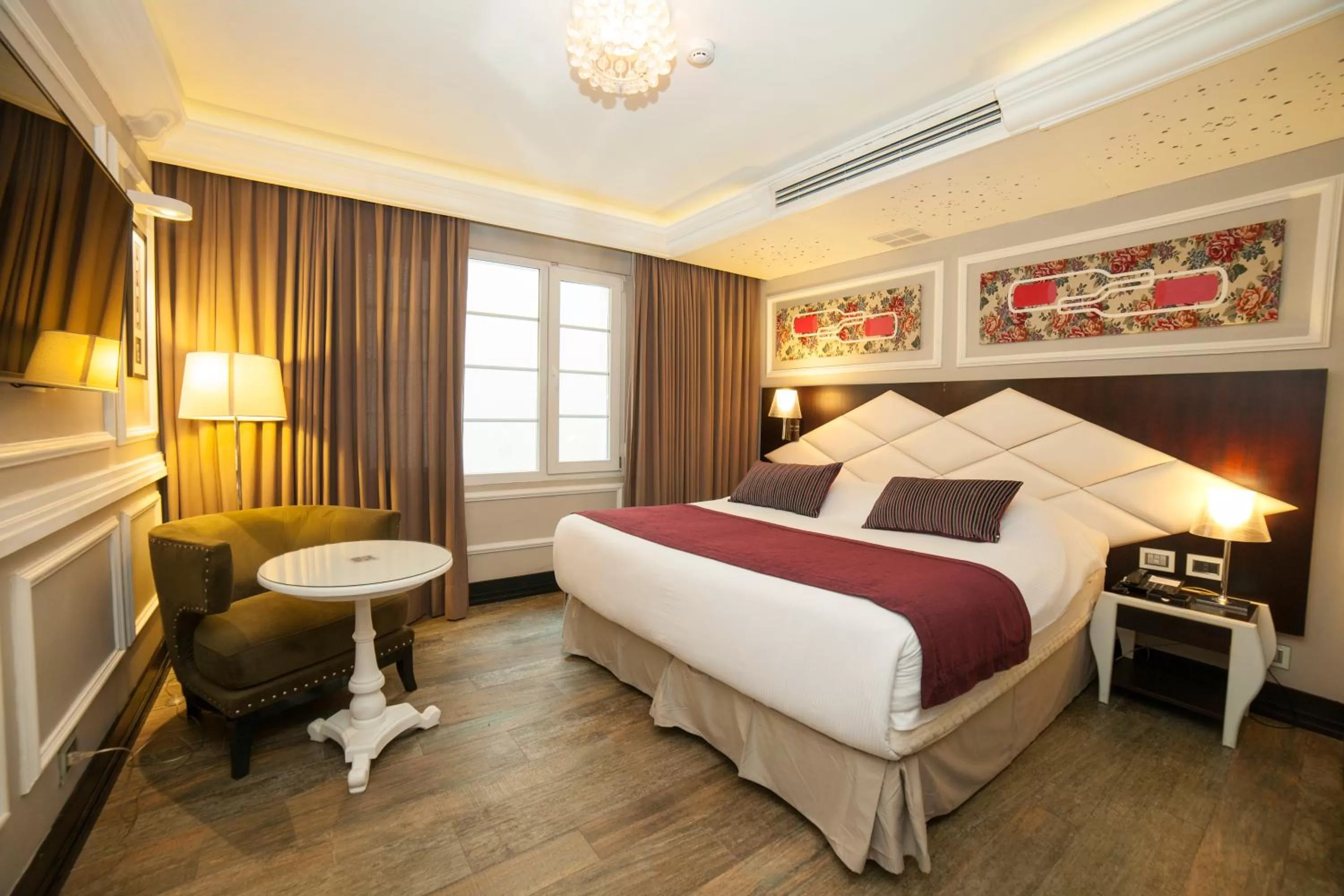 Bed in Hotel Sommelier Boutique