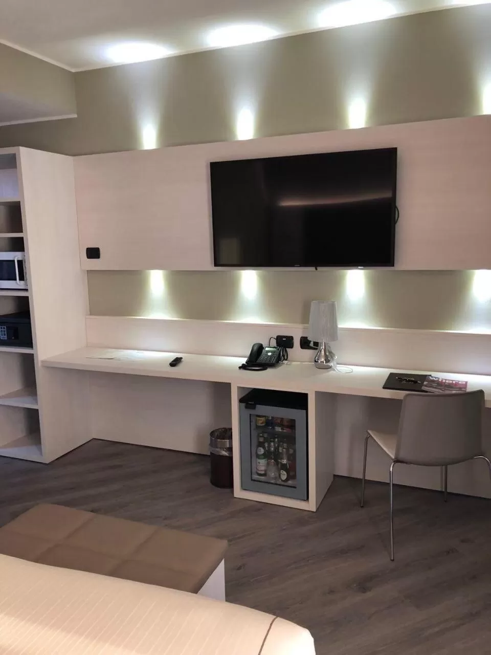 TV and multimedia in Acca Palace AA Hotels