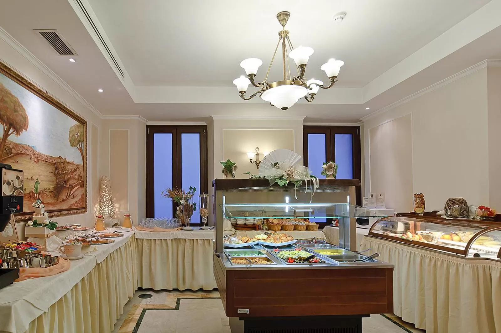 Breakfast in Tmark Hotel Vaticano