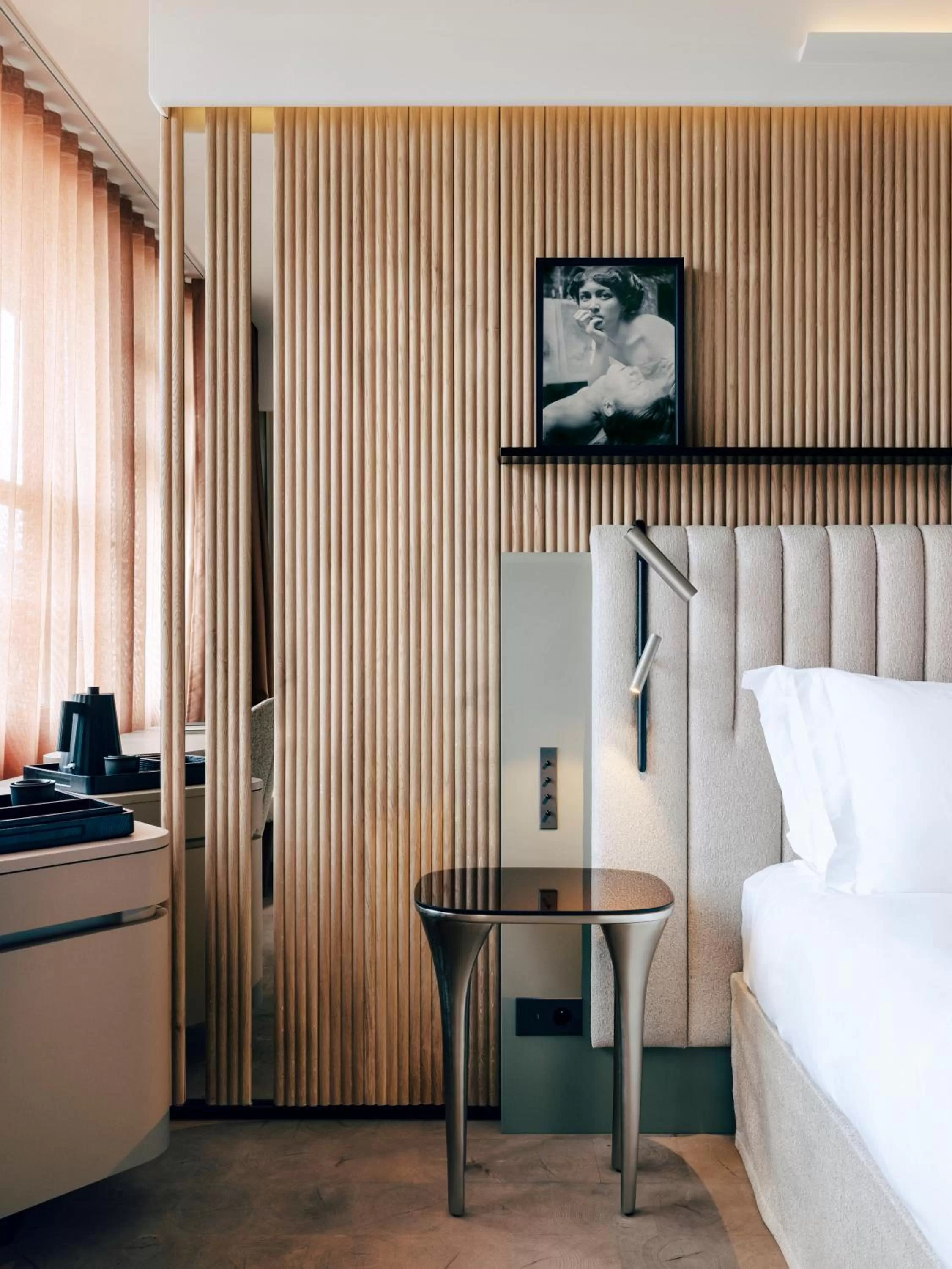 Bed in Hôtel Dame des Arts