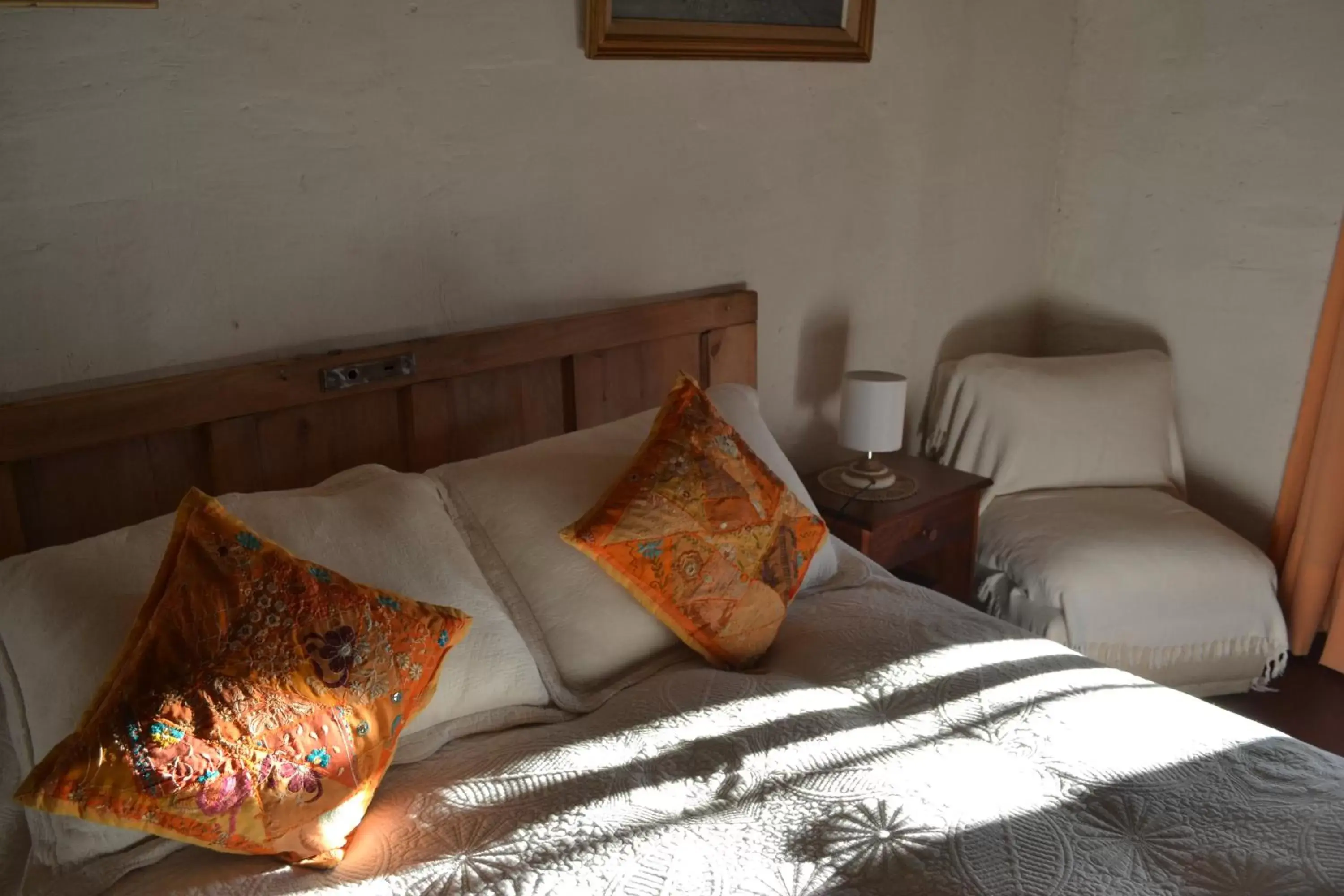 Two-Bedroom Apartment - single occupancy in La Casa de Adobe Natural y Más Two-Bedroom Apartment - single occupancy in La Casa de Adobe Natural y Más