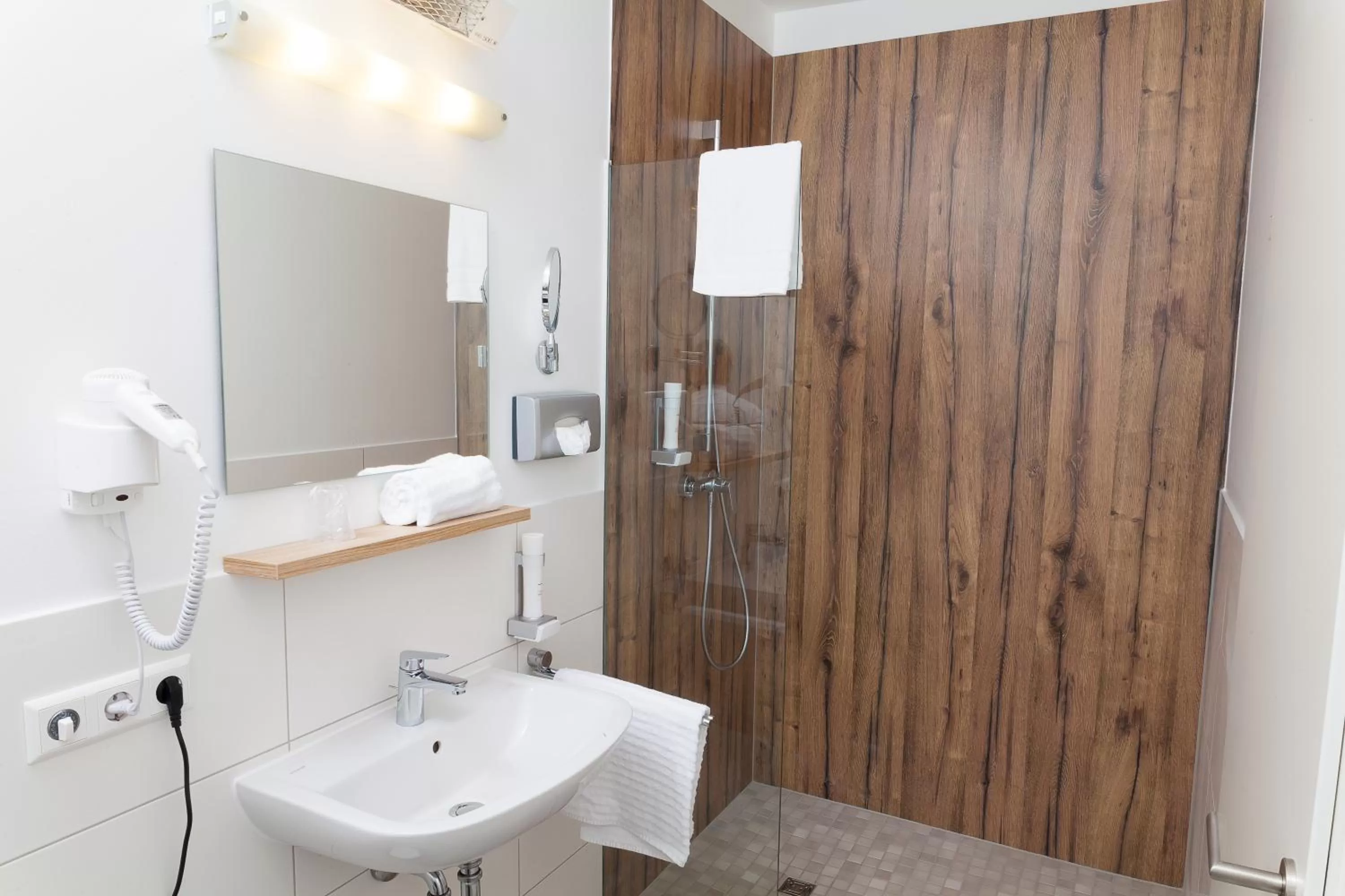 Bathroom in Hotel Hohenloher Tor