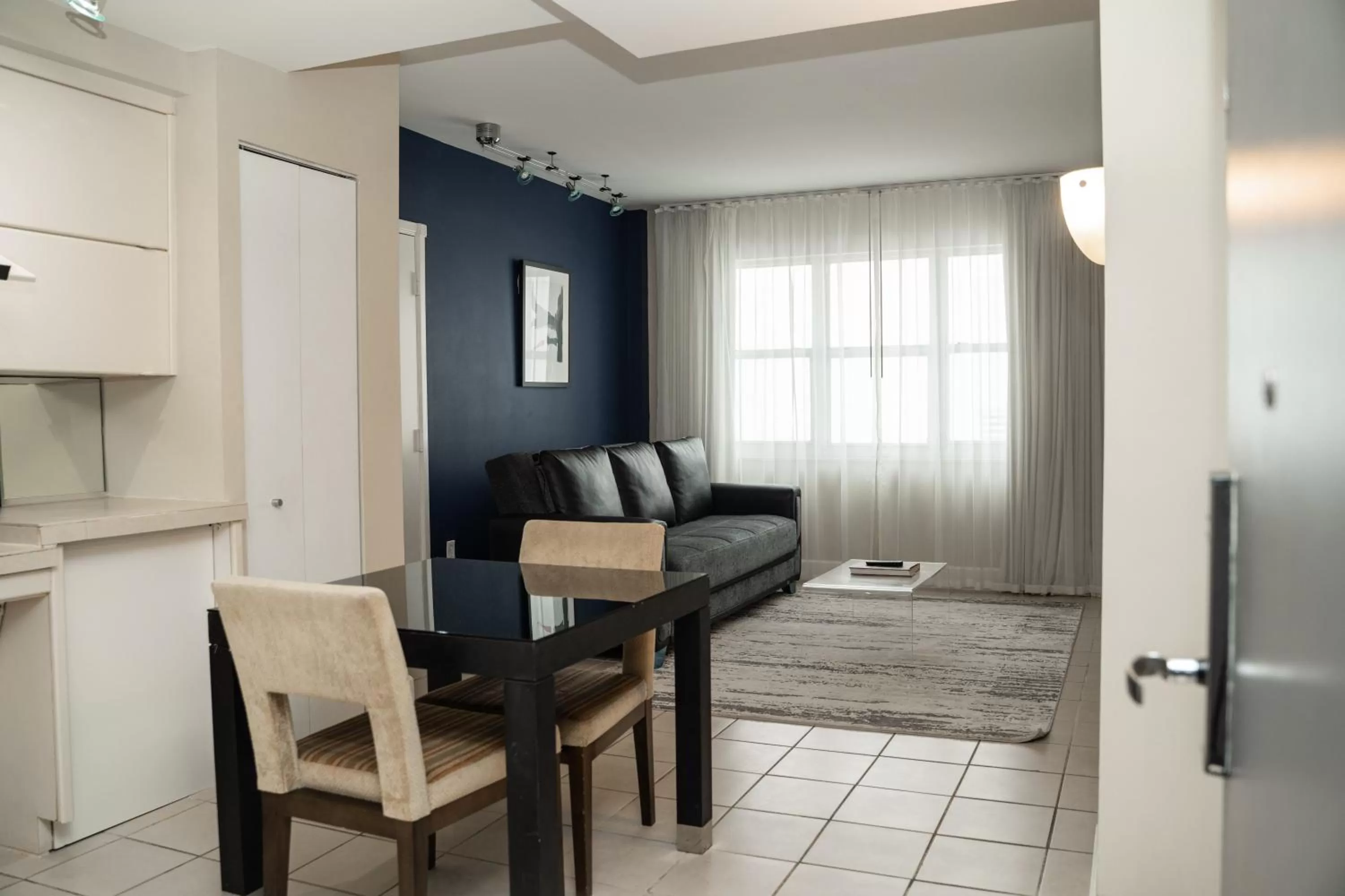 Living room in The Sagamore Hotel South Beach