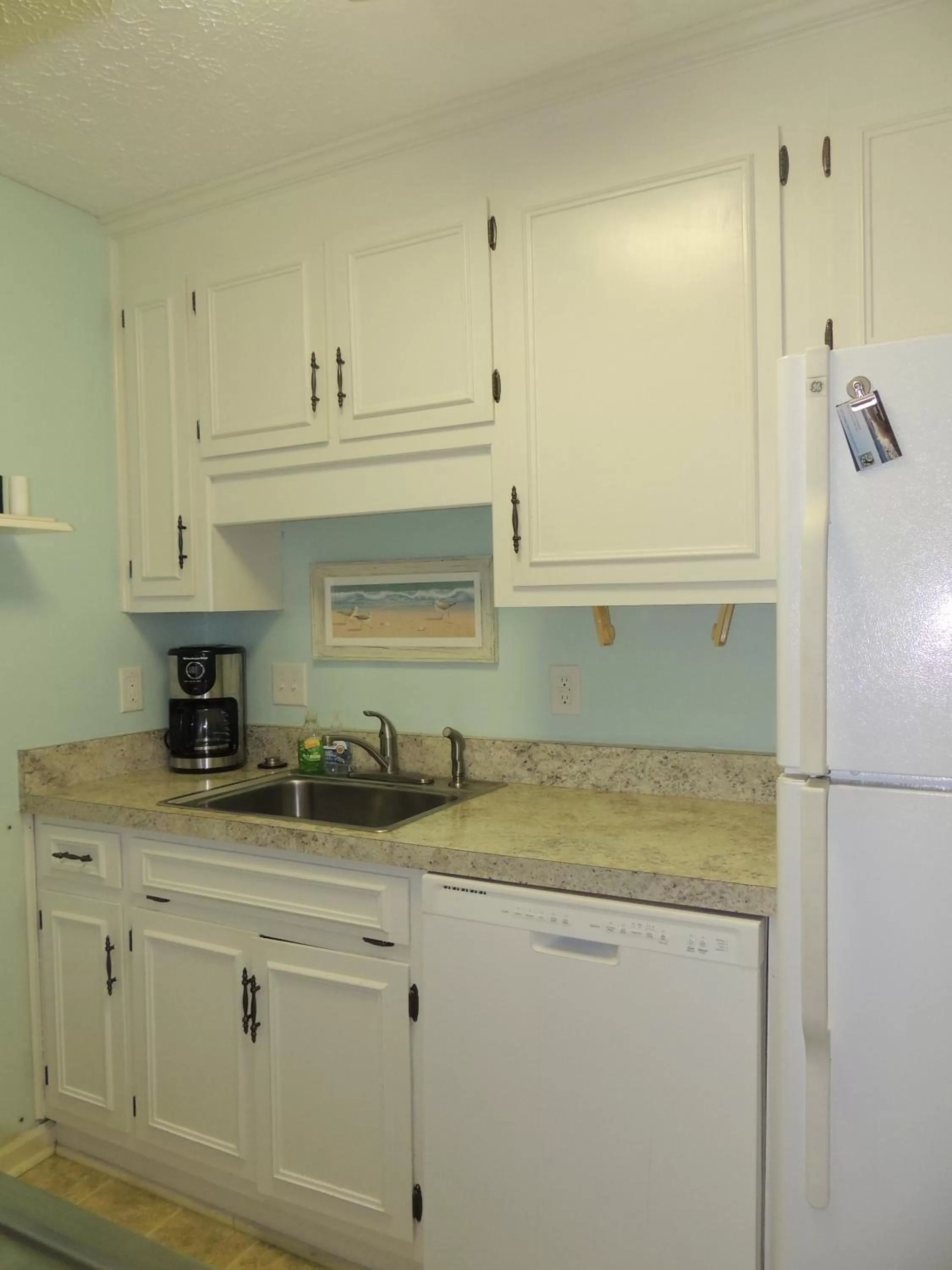 Kitchen or kitchenette in Beach Vacation Condos