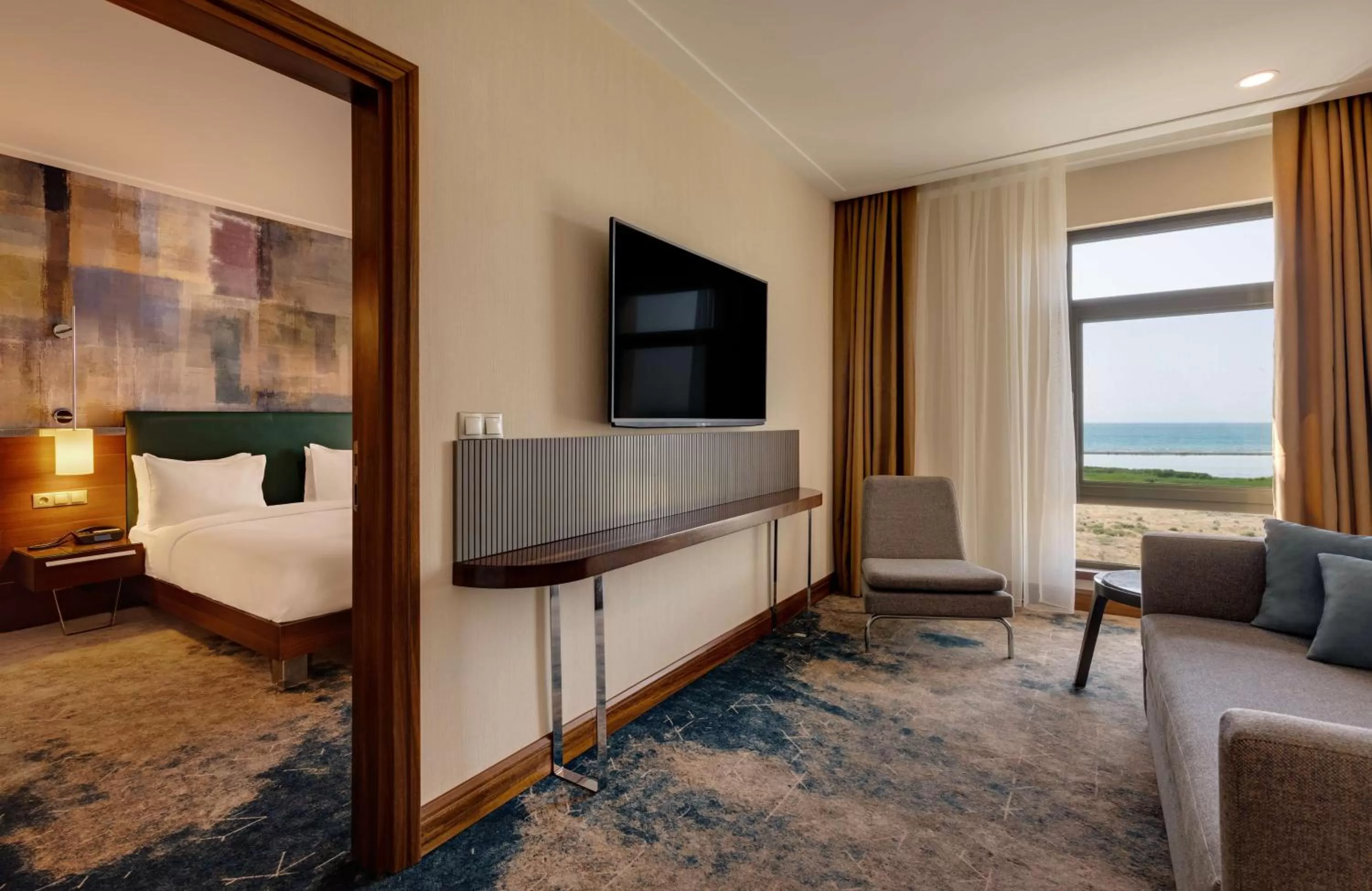 Living room, Bed in Doubletree by Hilton Van