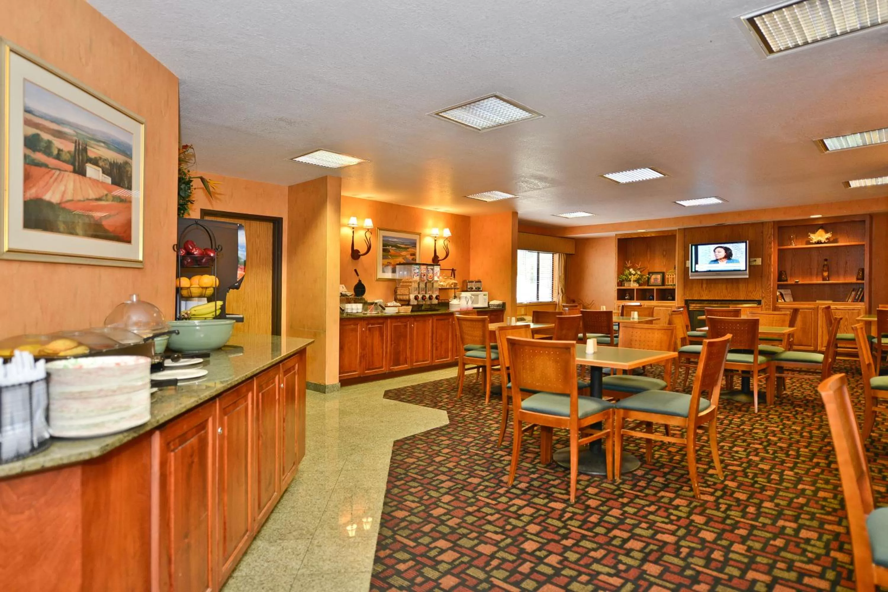 Restaurant/places to eat in Ramada by Wyndham Kent Seattle Area