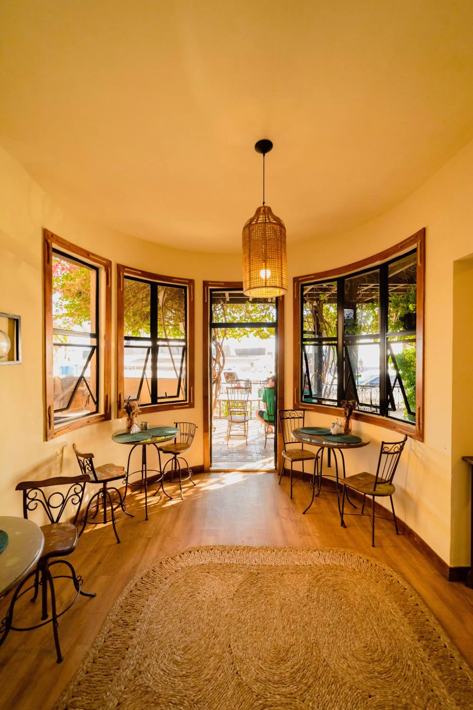 Seating area in Fortmar Hotel