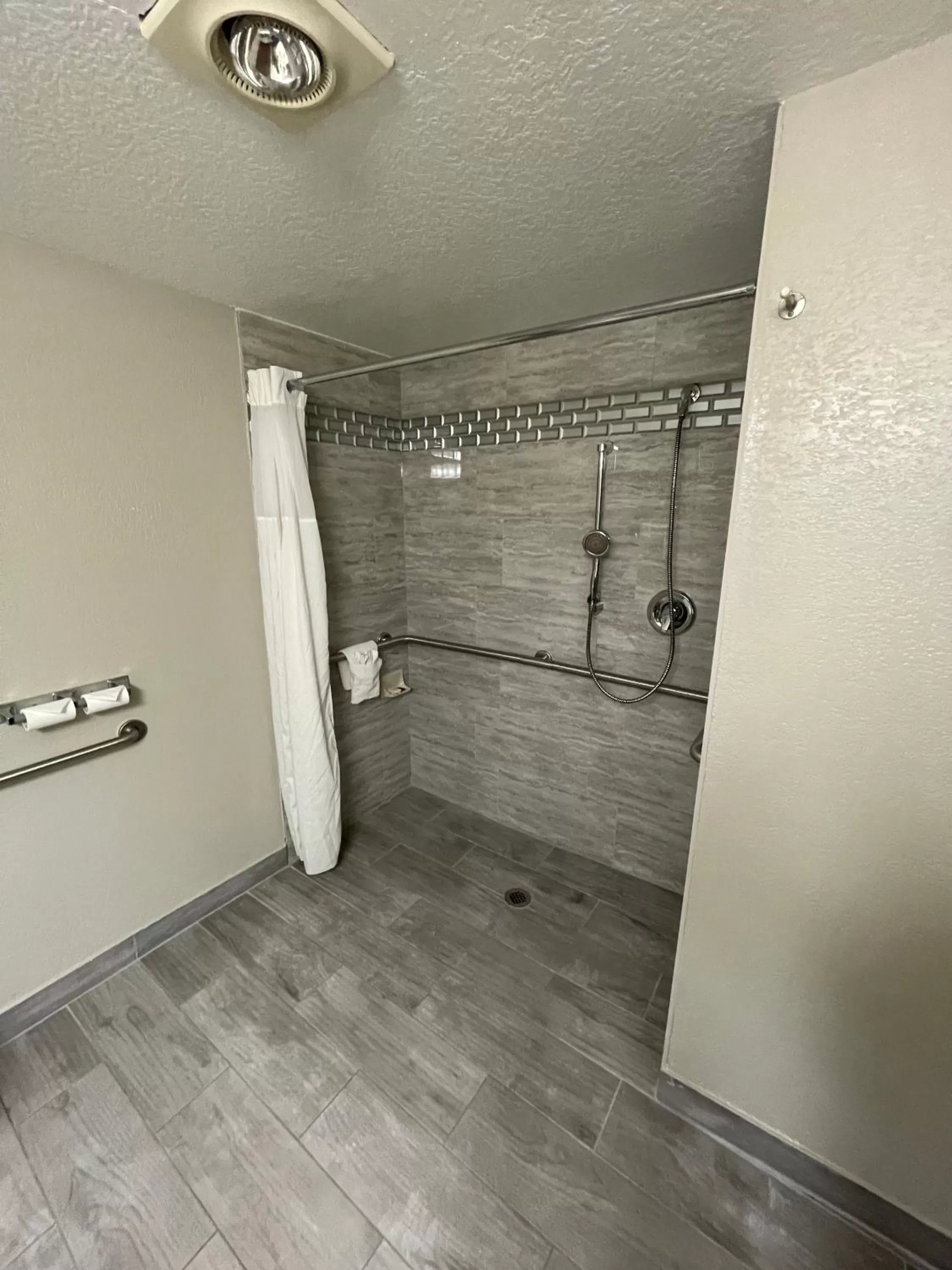 Days Inn by Wyndham Alpena