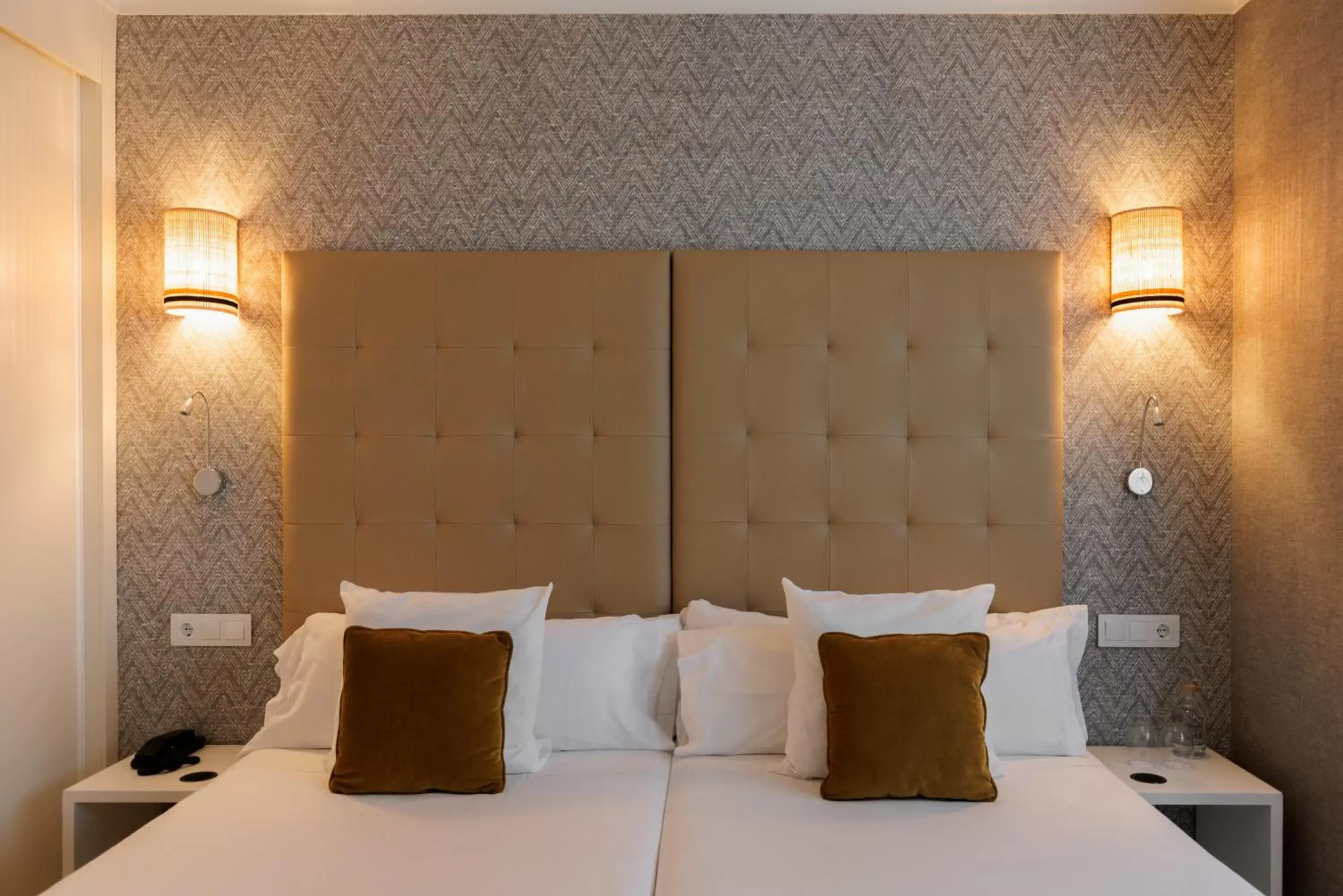 Superior Double or Twin Room - single occupancy in Hotel Pax Guadalajara Superior Double or Twin Room - single occupancy in Hotel Pax Guadalajara