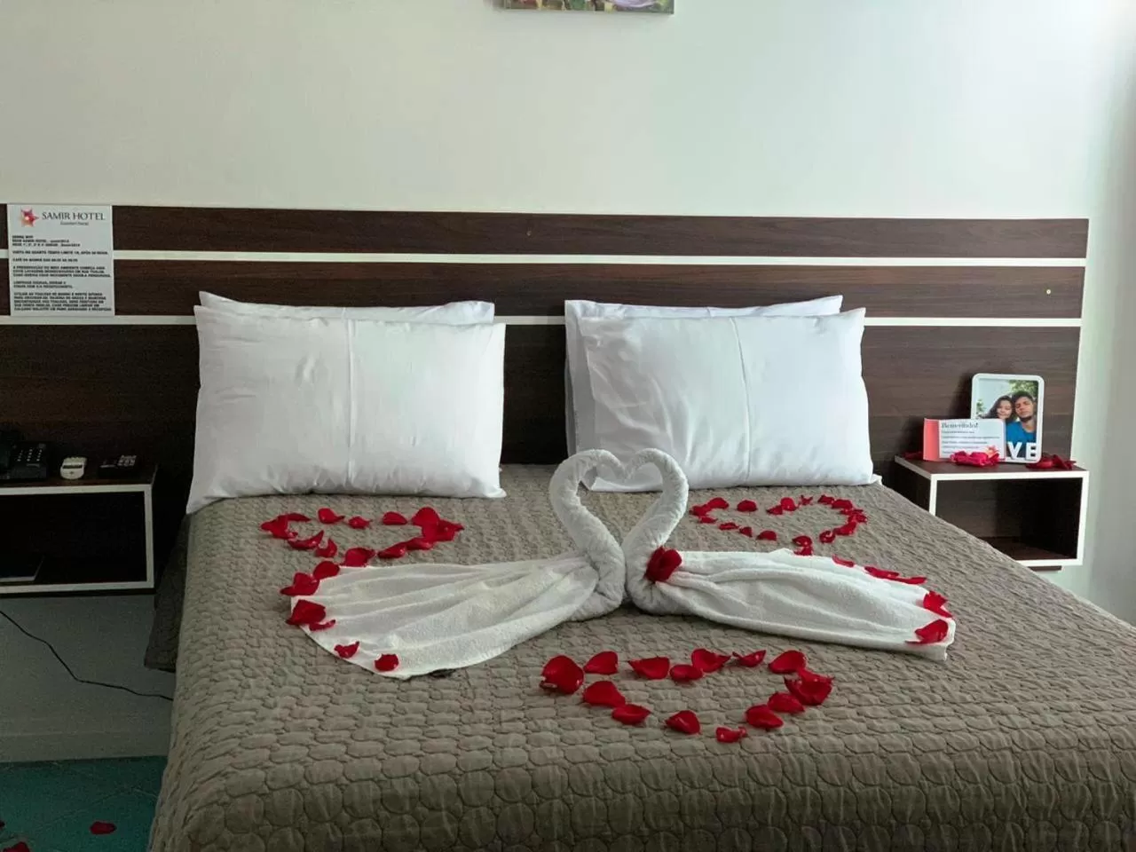 Bed in SAMIR HOTEL COMFORT