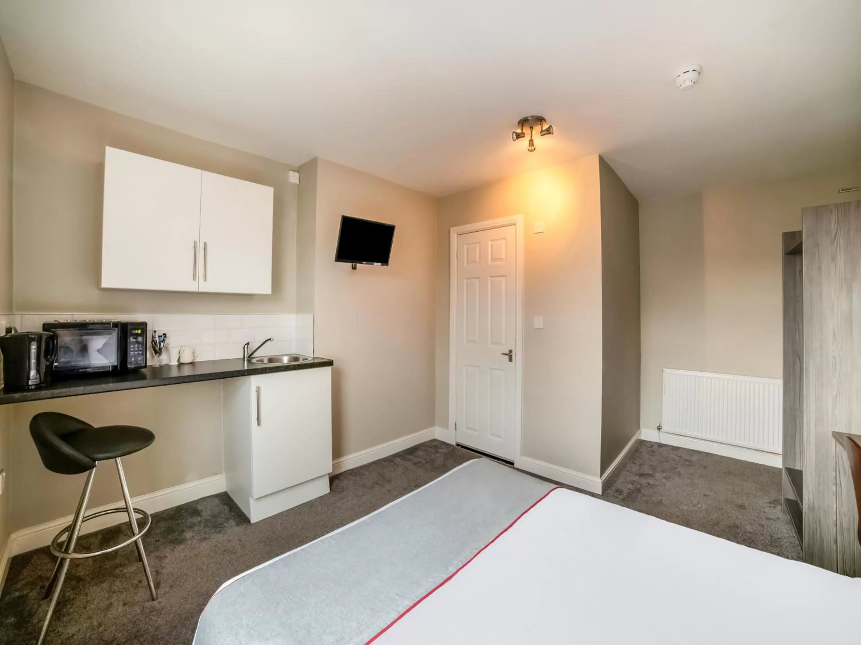 Kitchen or kitchenette in Tequila and Dunlin Rooms Southport Central