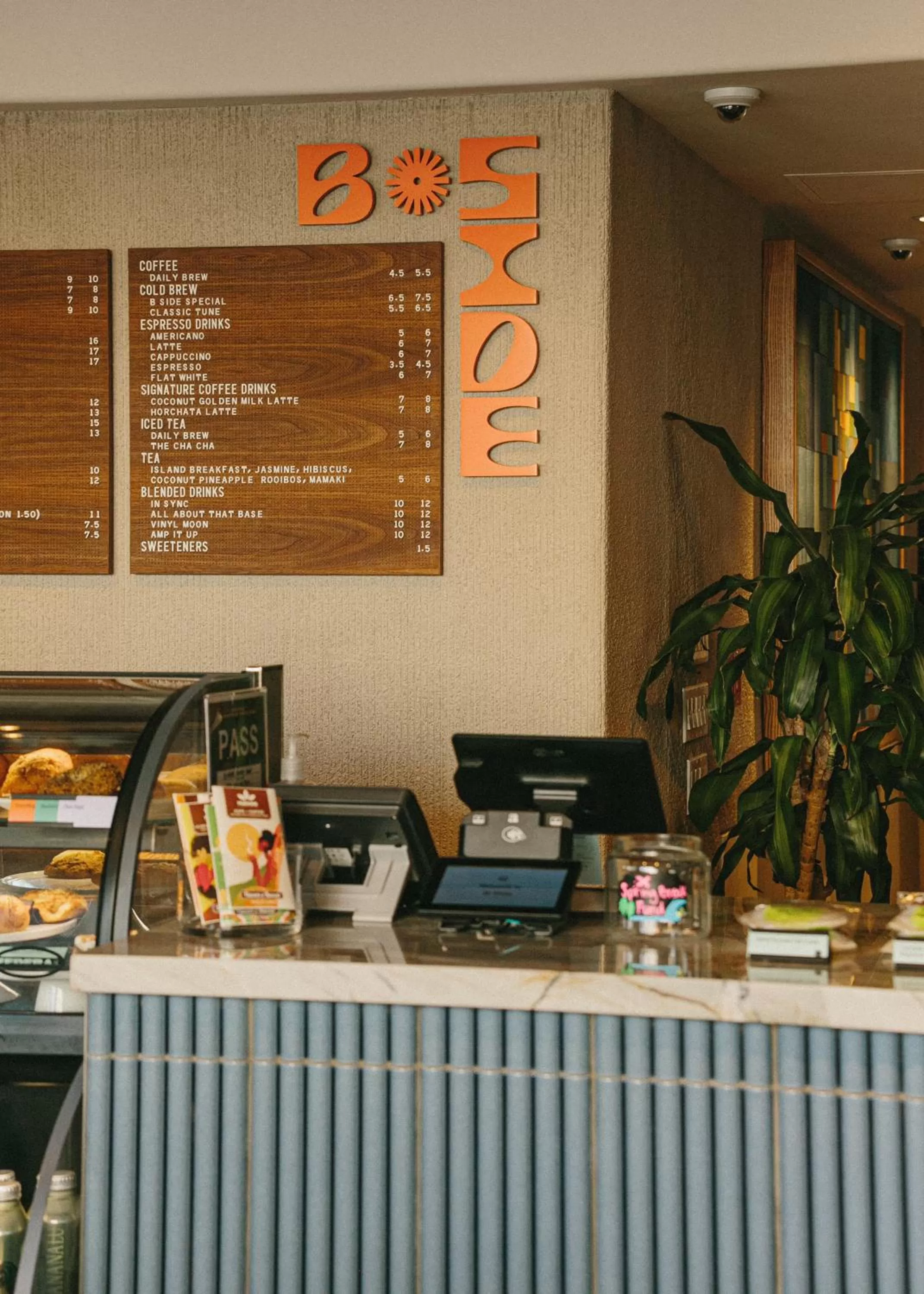 Restaurant/places to eat in Wayfinder Waikiki - Voted Top 10 Best Hotels in Hawaii!