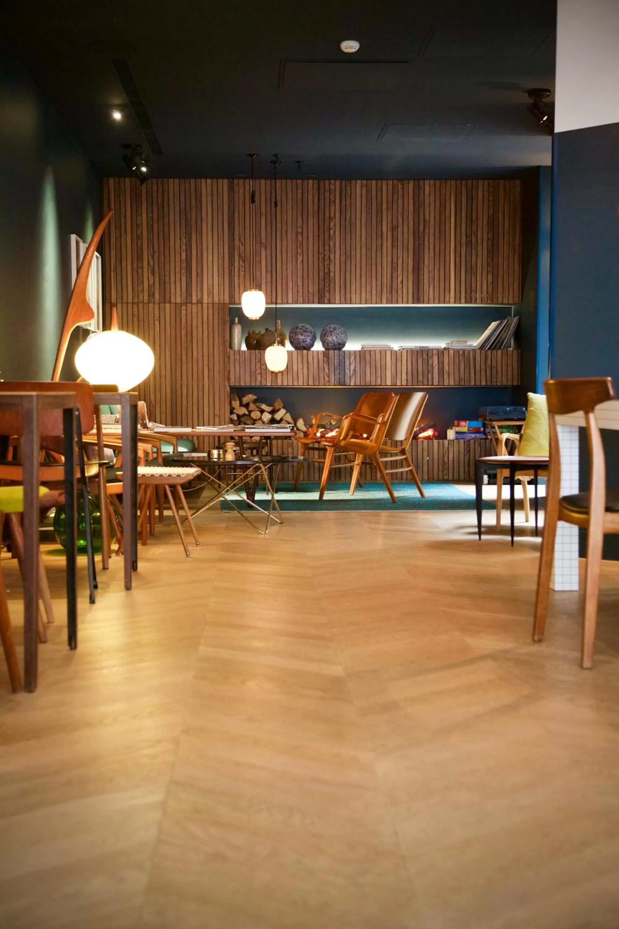 Seating area in COQ Hotel Paris