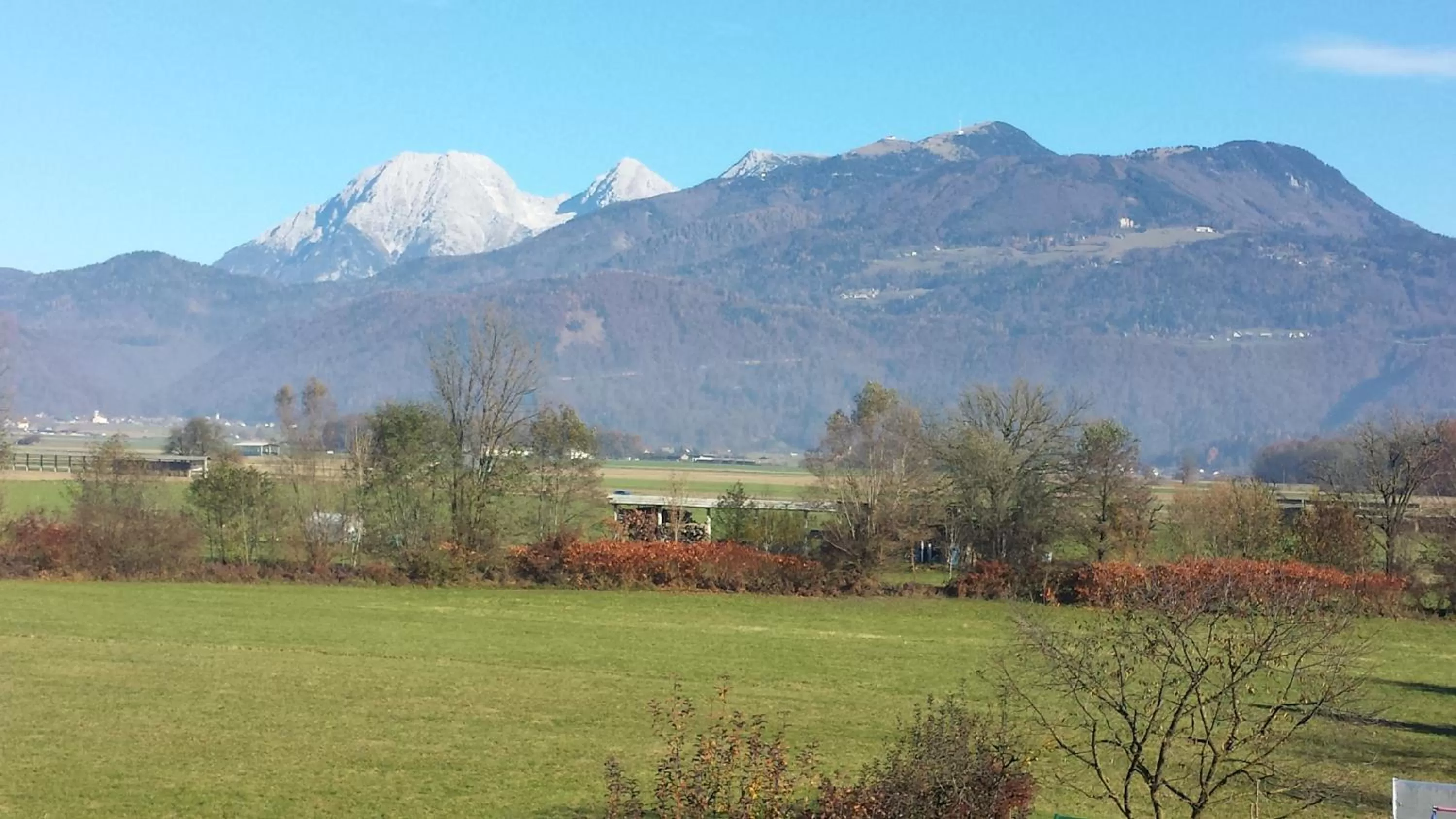 Day in Rooms & Apartments Jana