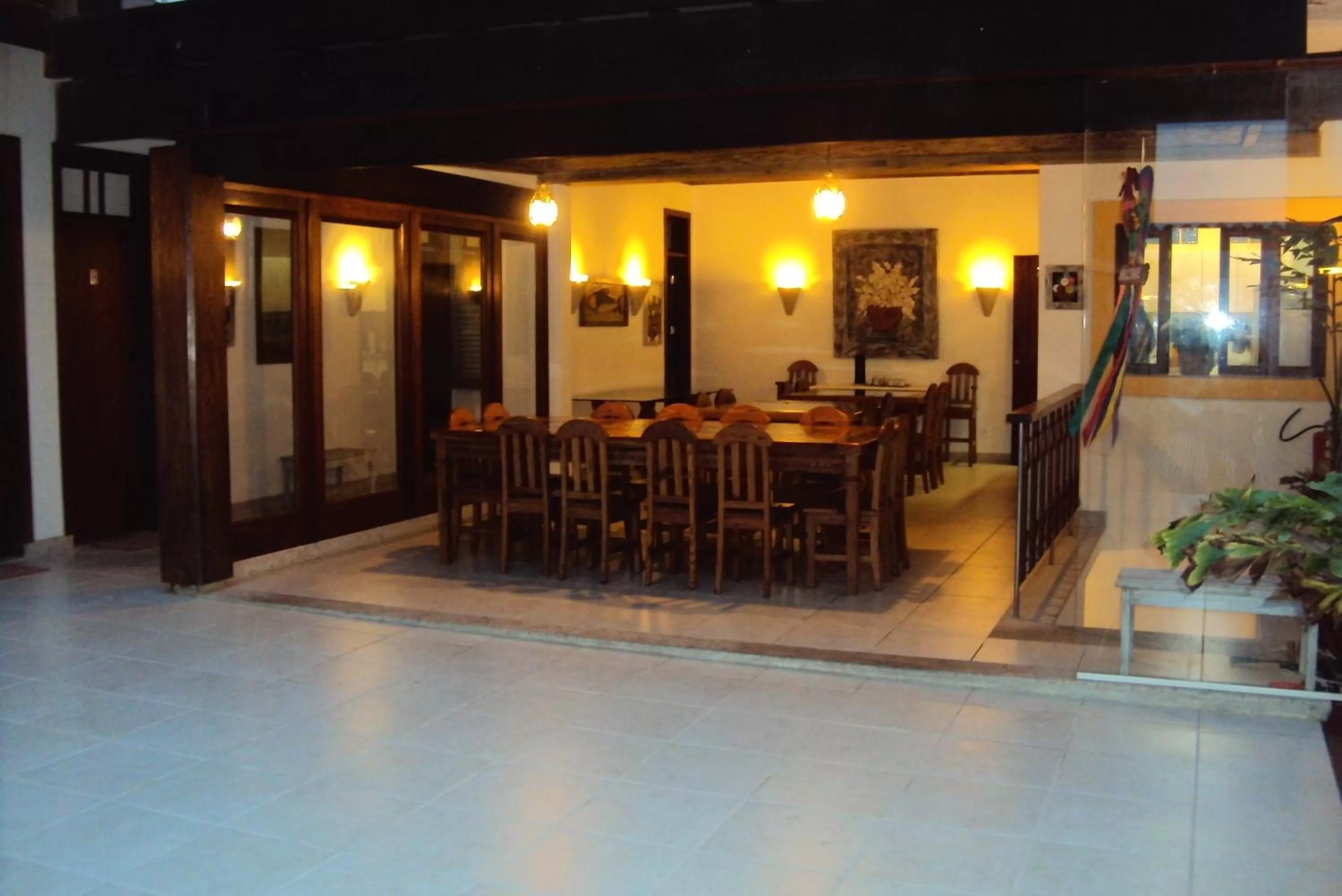 Restaurant/Places to Eat in Pousada Jataí