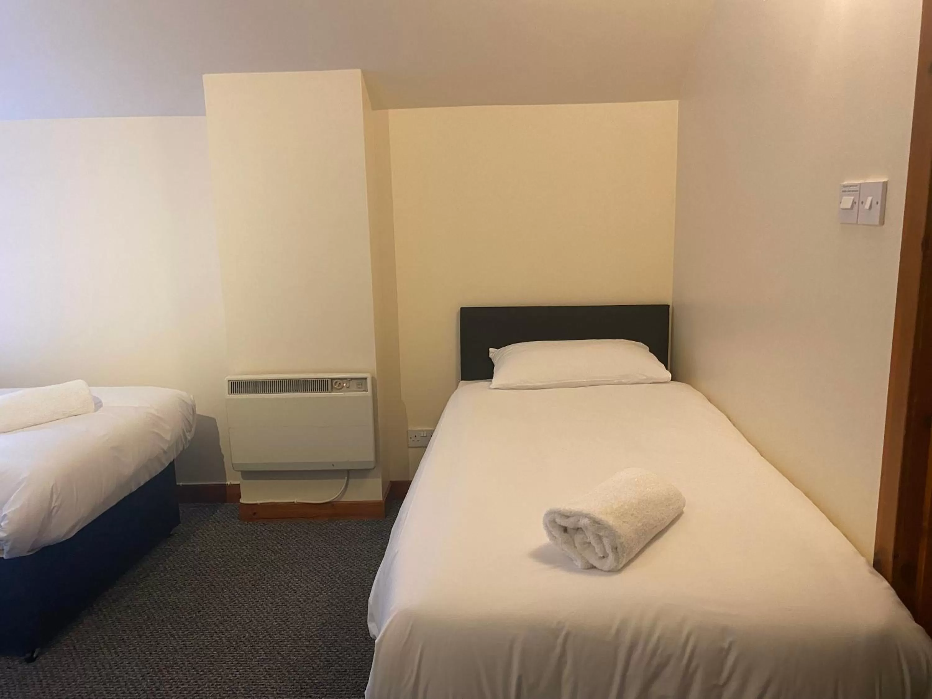 Bed in Bank Street Lodge