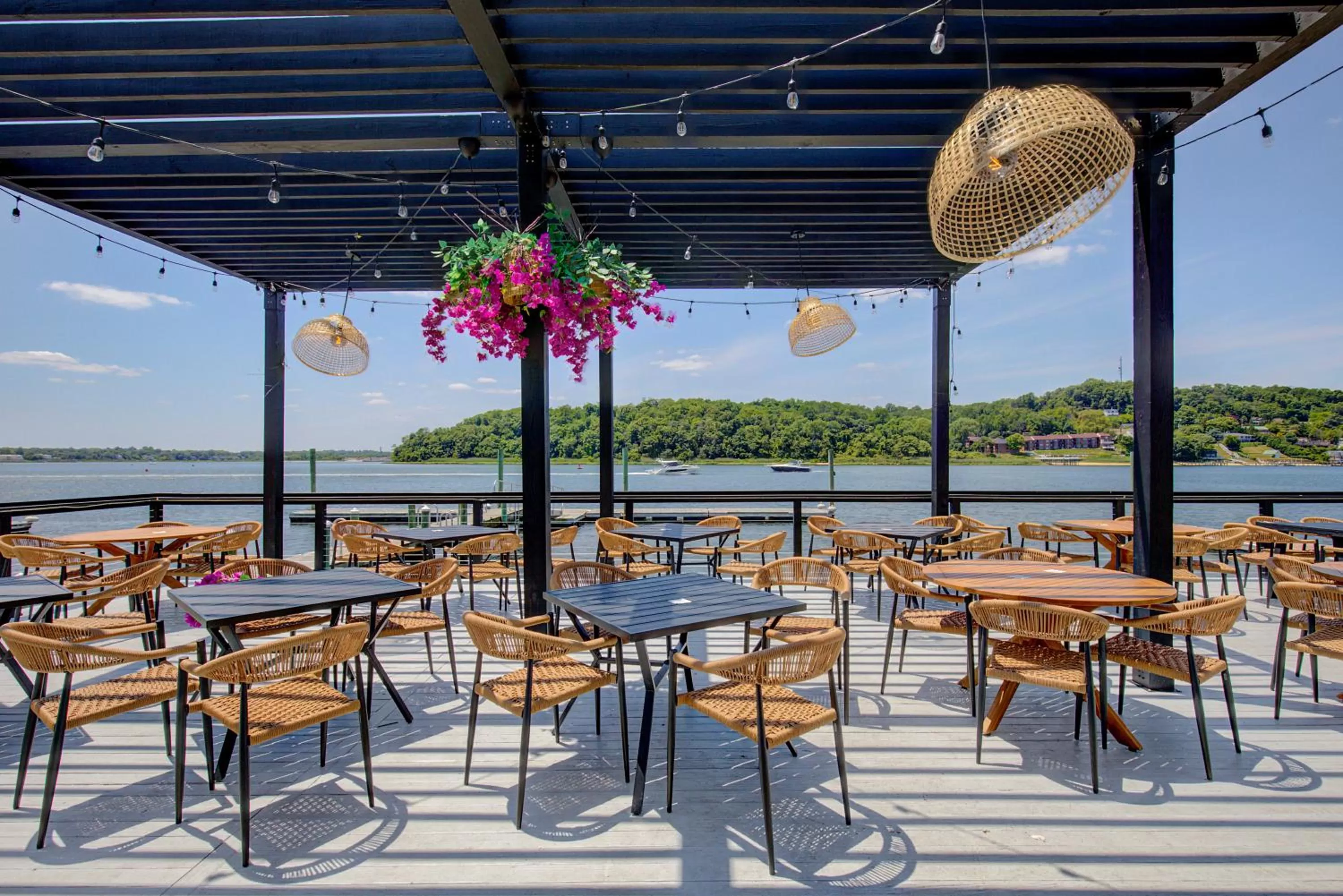 Restaurant/places to eat in BeachWalk at Sea Bright