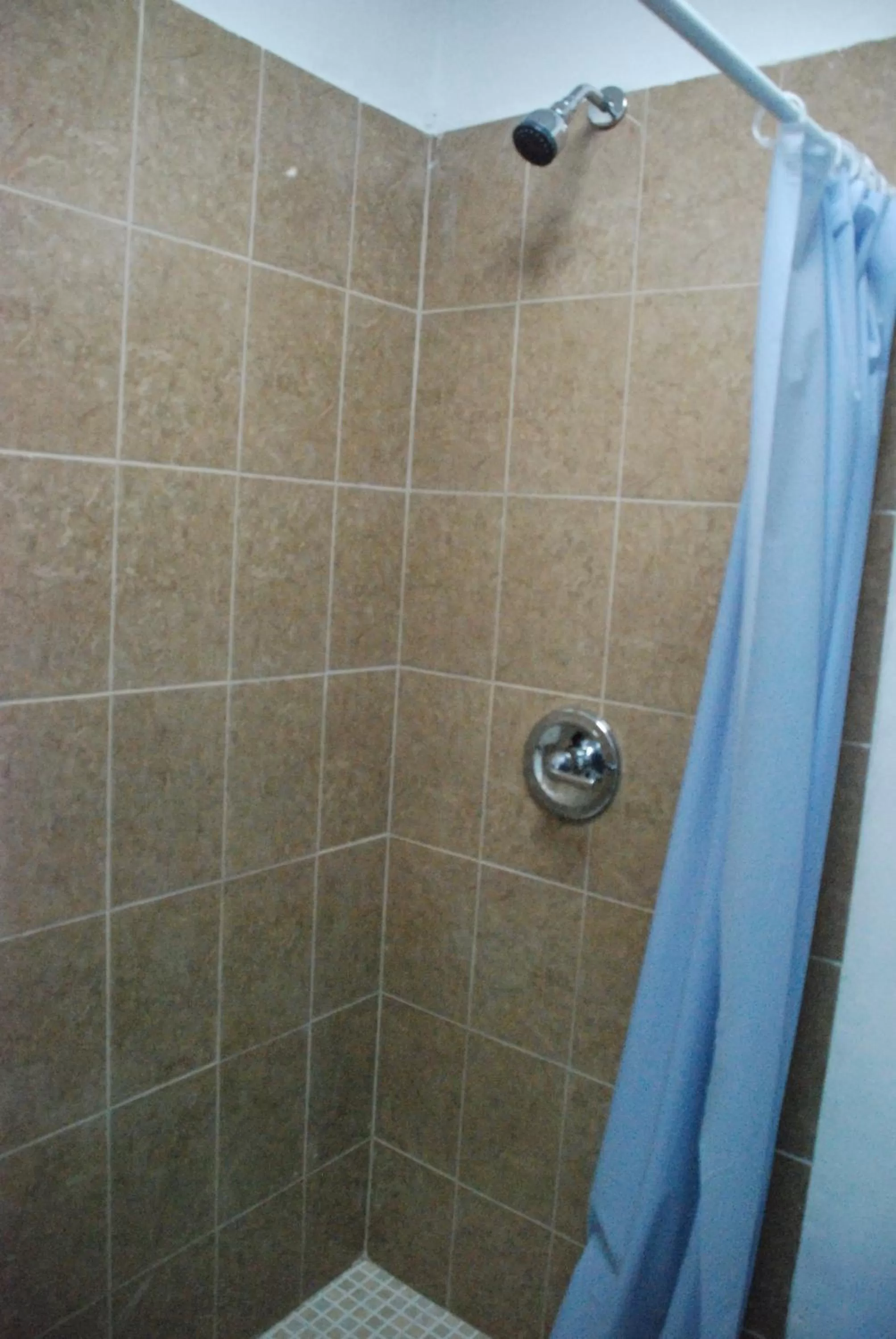 Bathroom in Hotel Coastalbay 2 & Golf Cart Rental