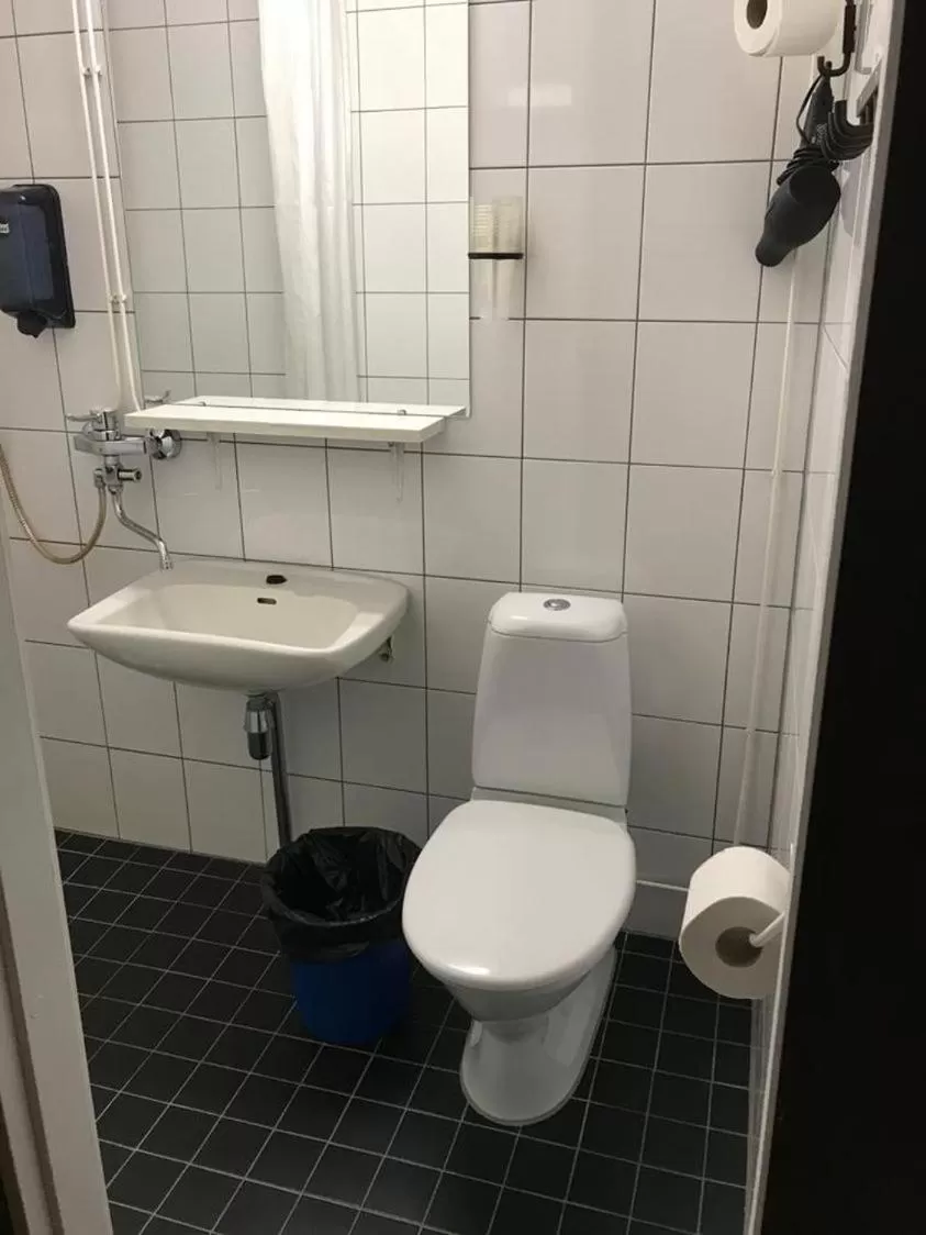 Bathroom in Hotel Carneval