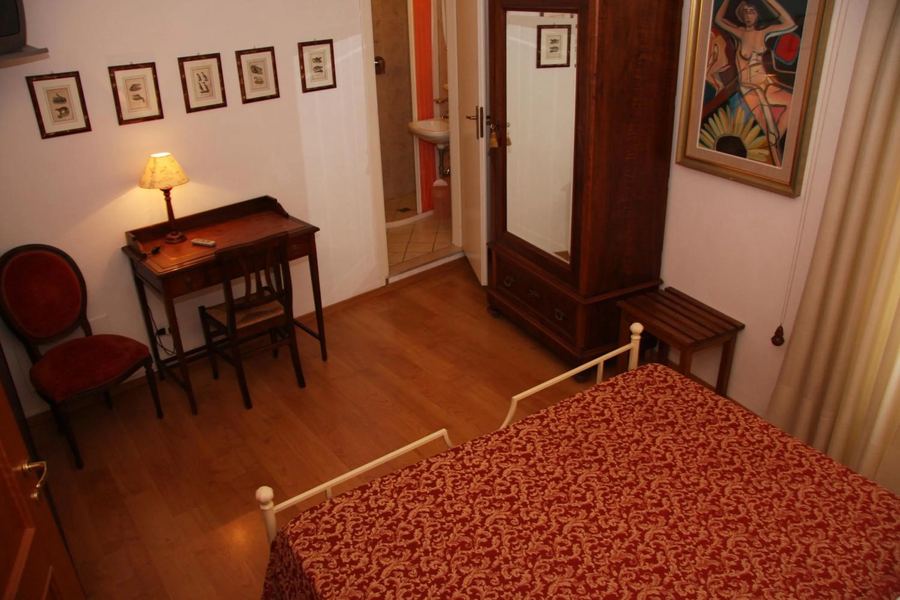 Decorative detail, Bed in Hotel Morlacchi