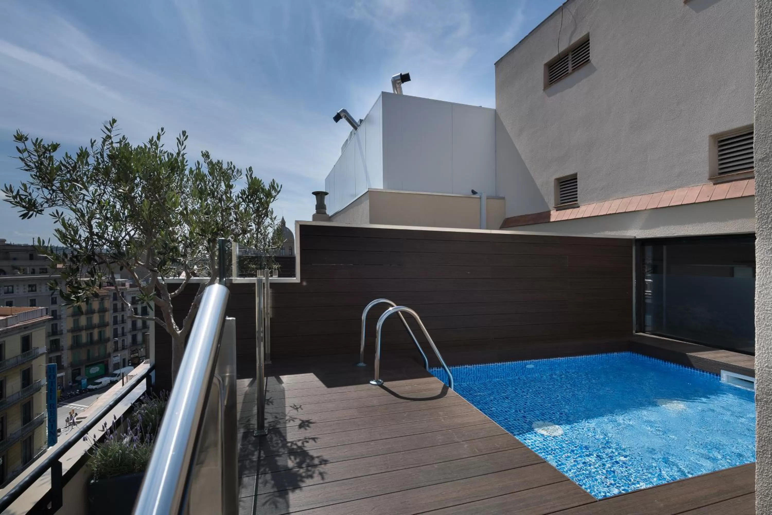 Photo of the whole room in Catalonia Plaza Catalunya