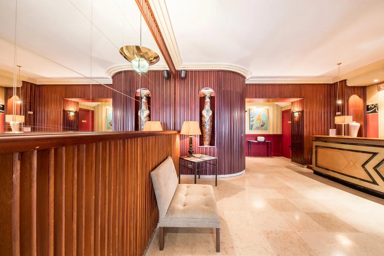 Lobby or reception in Hôtel Des Artistes