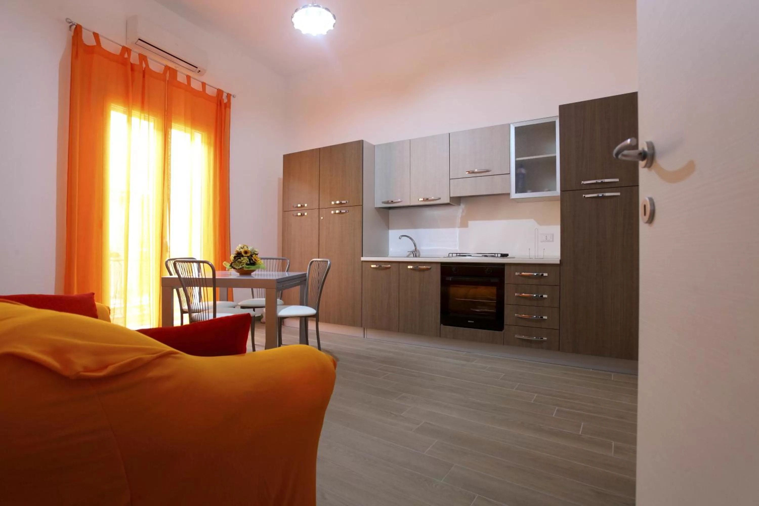 Communal kitchen in B&B La Grande Mela