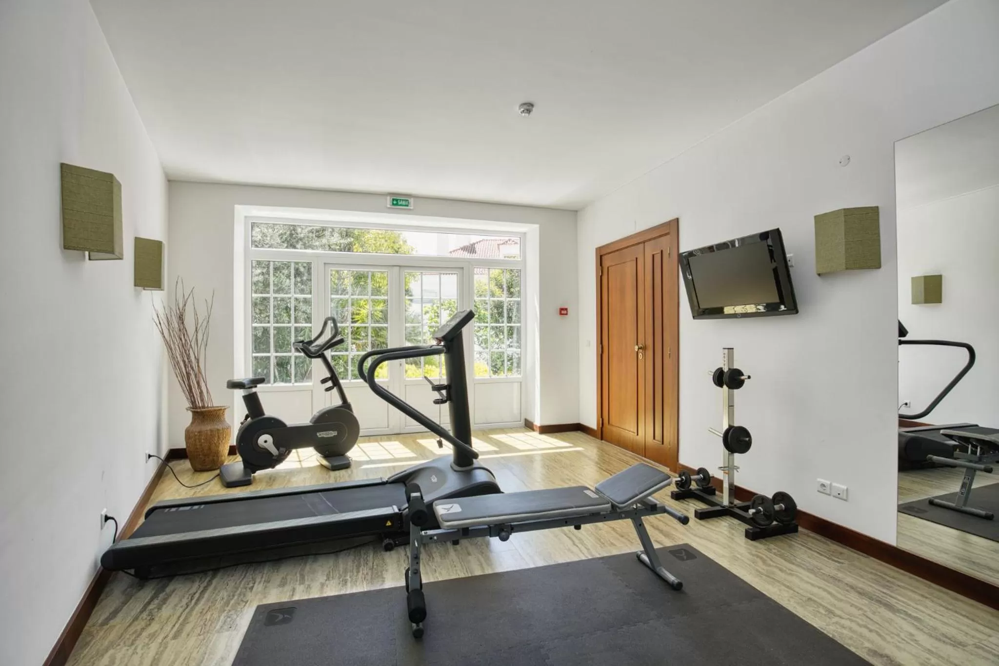 Fitness centre/facilities in Pateo dos Solares Charm Hotel