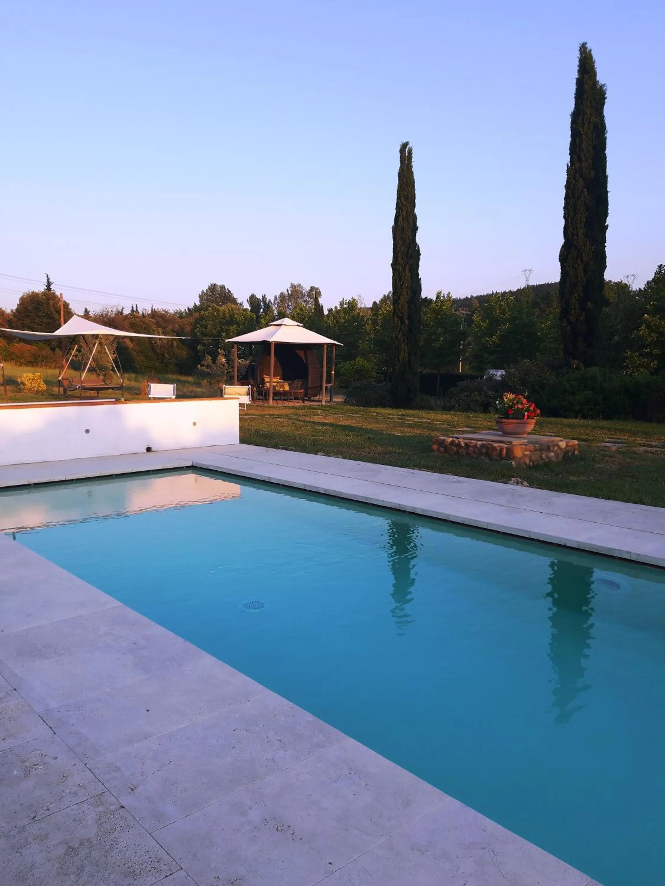 Swimming pool in Borgo Sant'ippolito Country Hotel