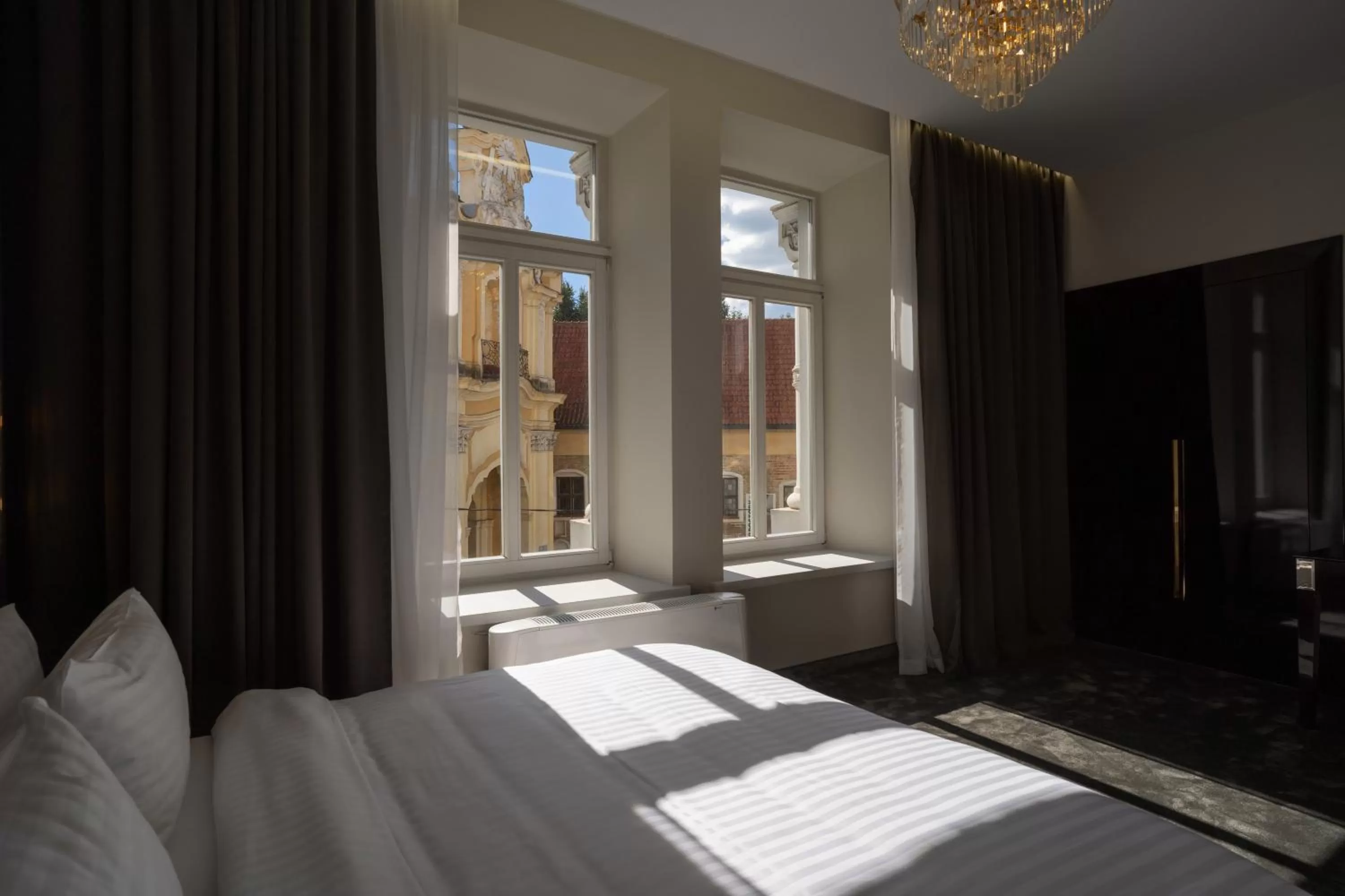 Bed in St Palace Hotel