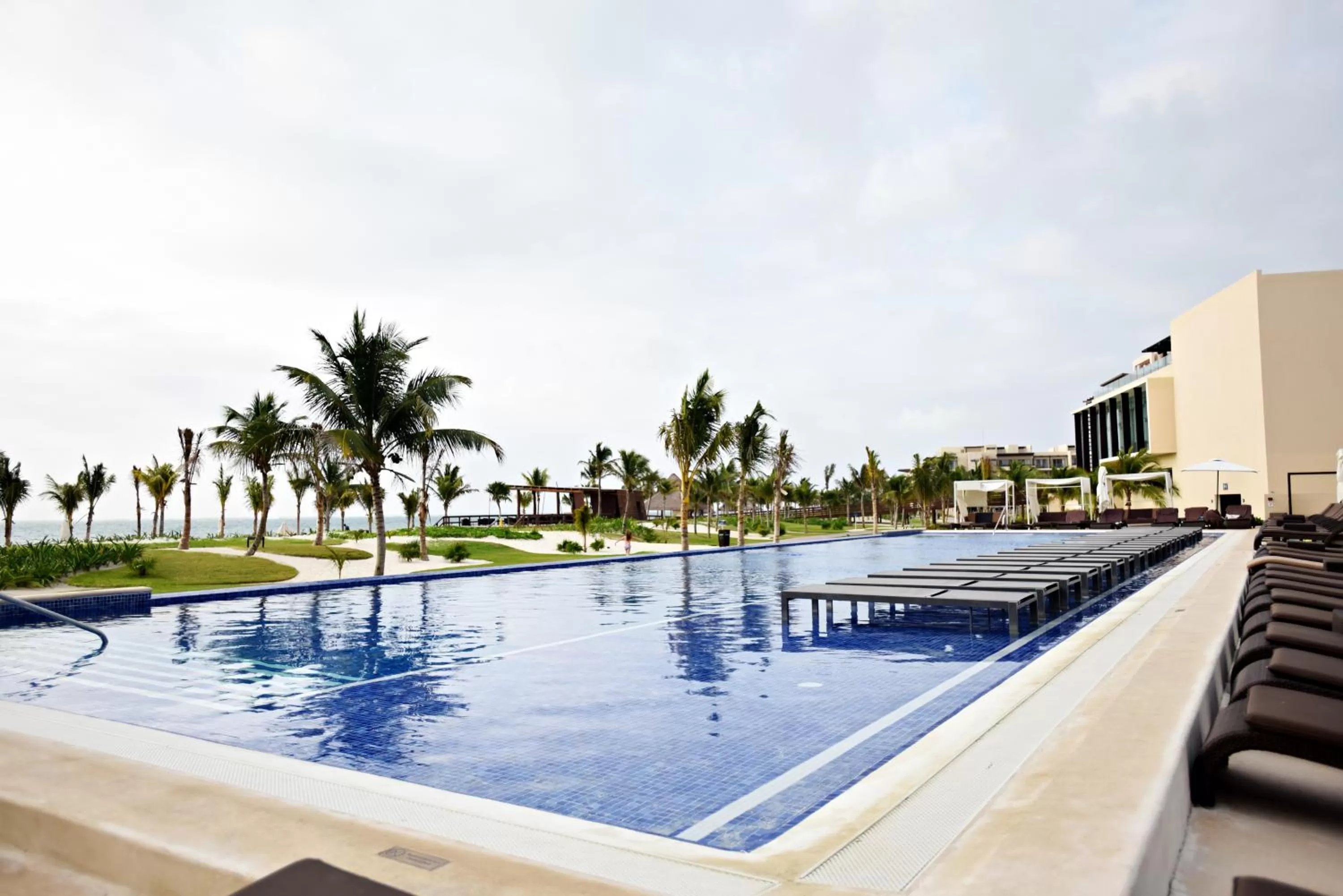 Swimming pool in Royalton Riviera Cancun, An Autograph Collection All-Inclusive Resort & Casino