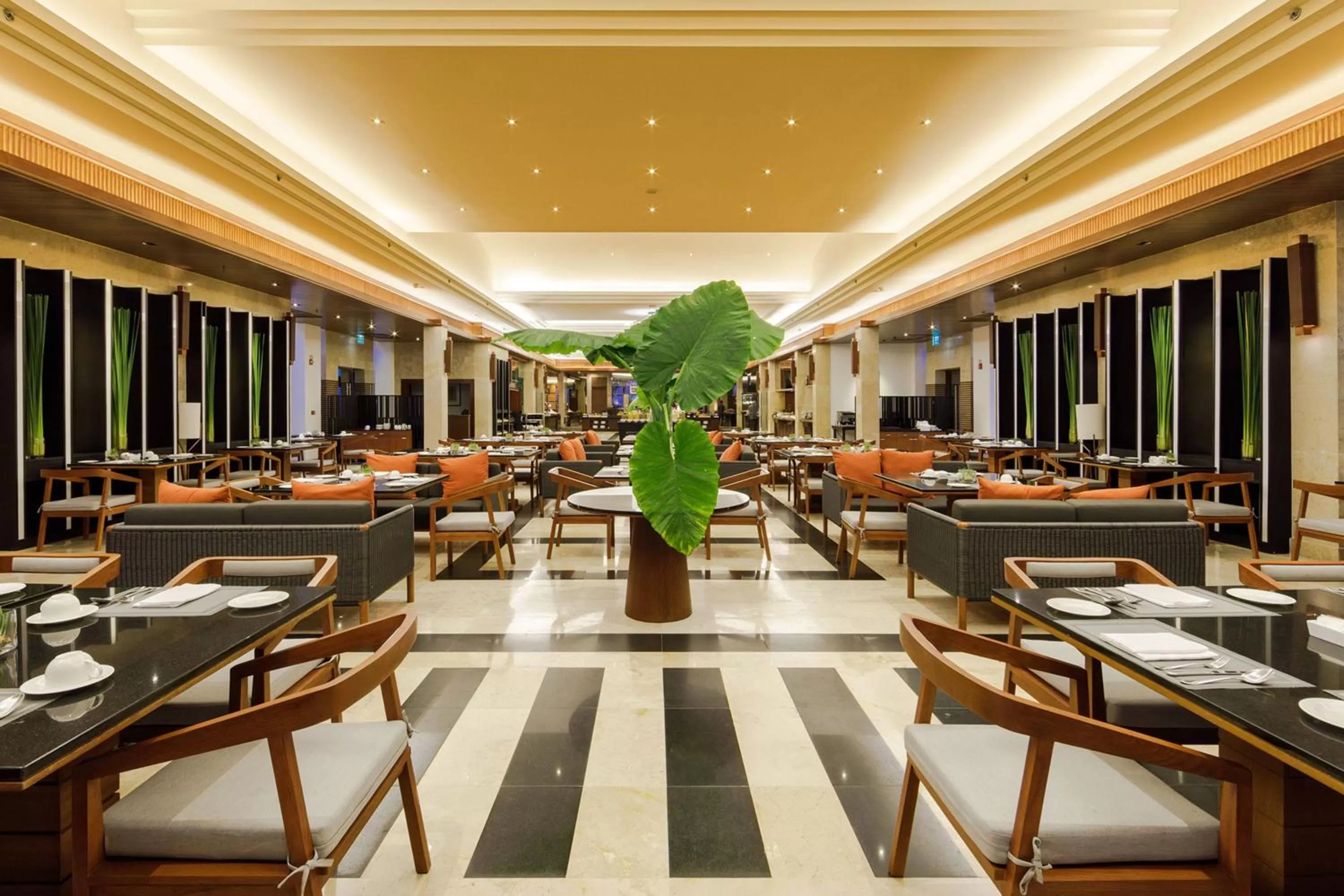 Restaurant/places to eat in JW Marriott Khao Lak Resort and Spa