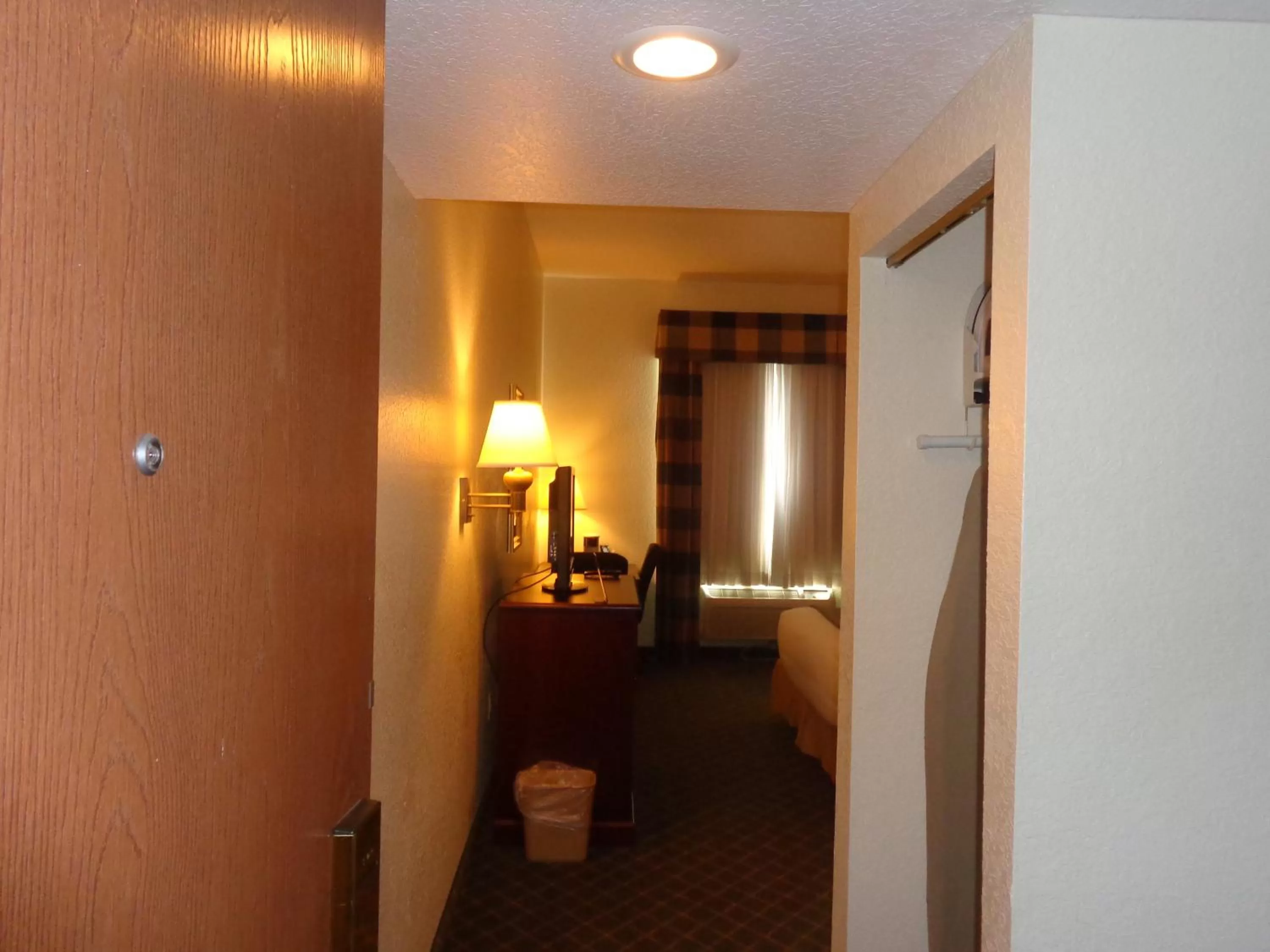 Decorative detail in Ruskin Inn Tampa-Sun City Center