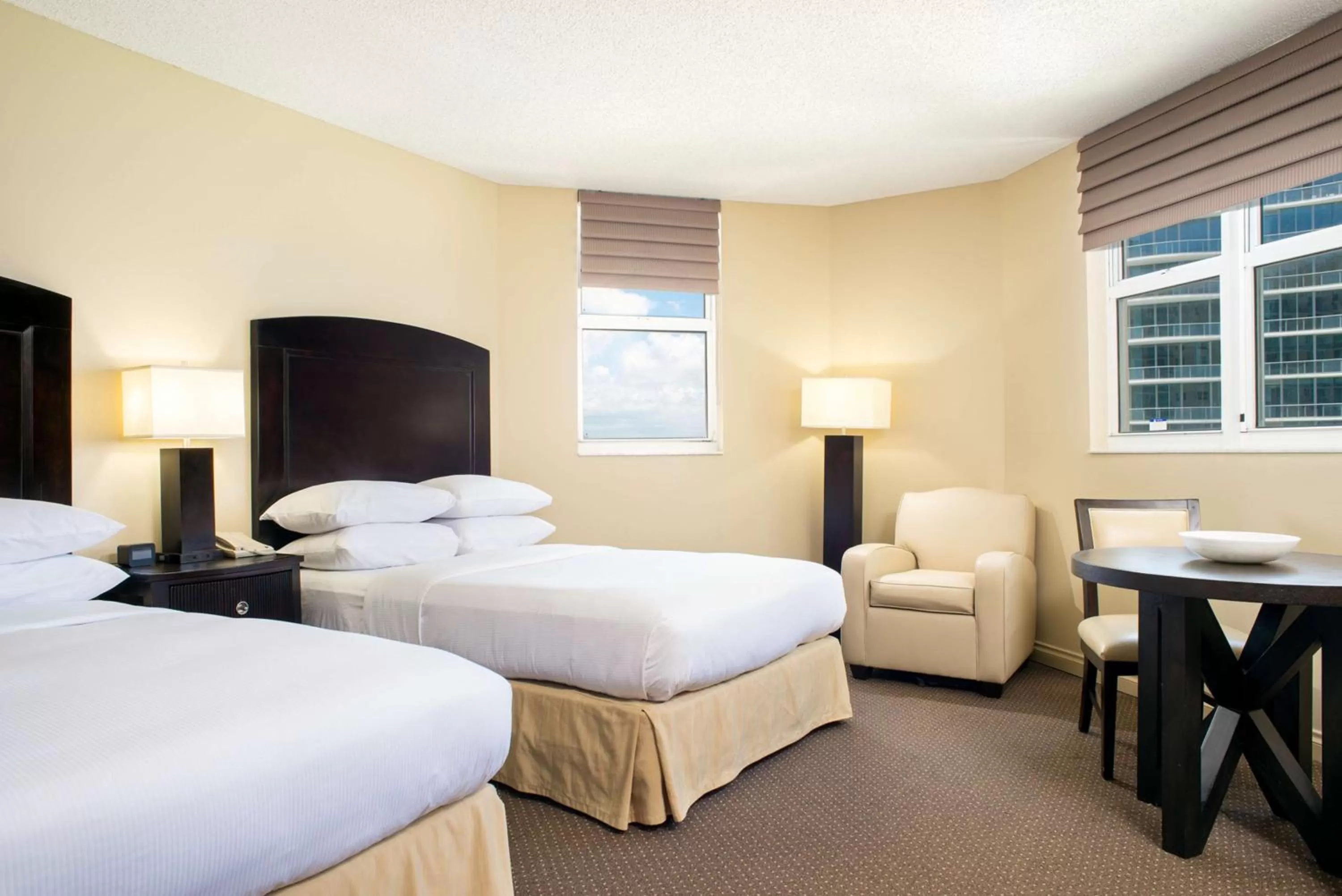 Bed in DoubleTree by Hilton Ocean Point Resort - North Miami Beach