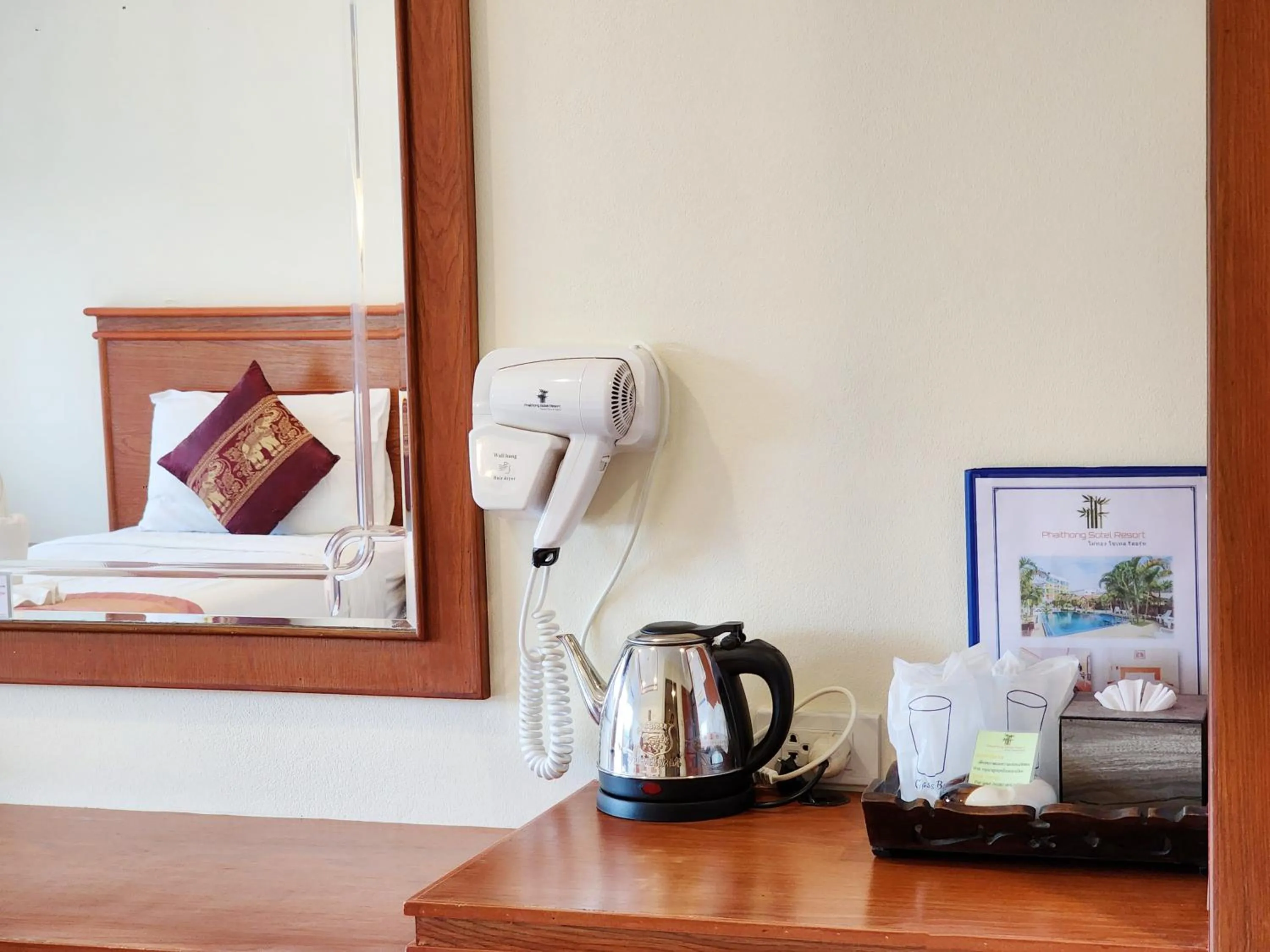 Area and facilities in Phaithong Sotel Resort