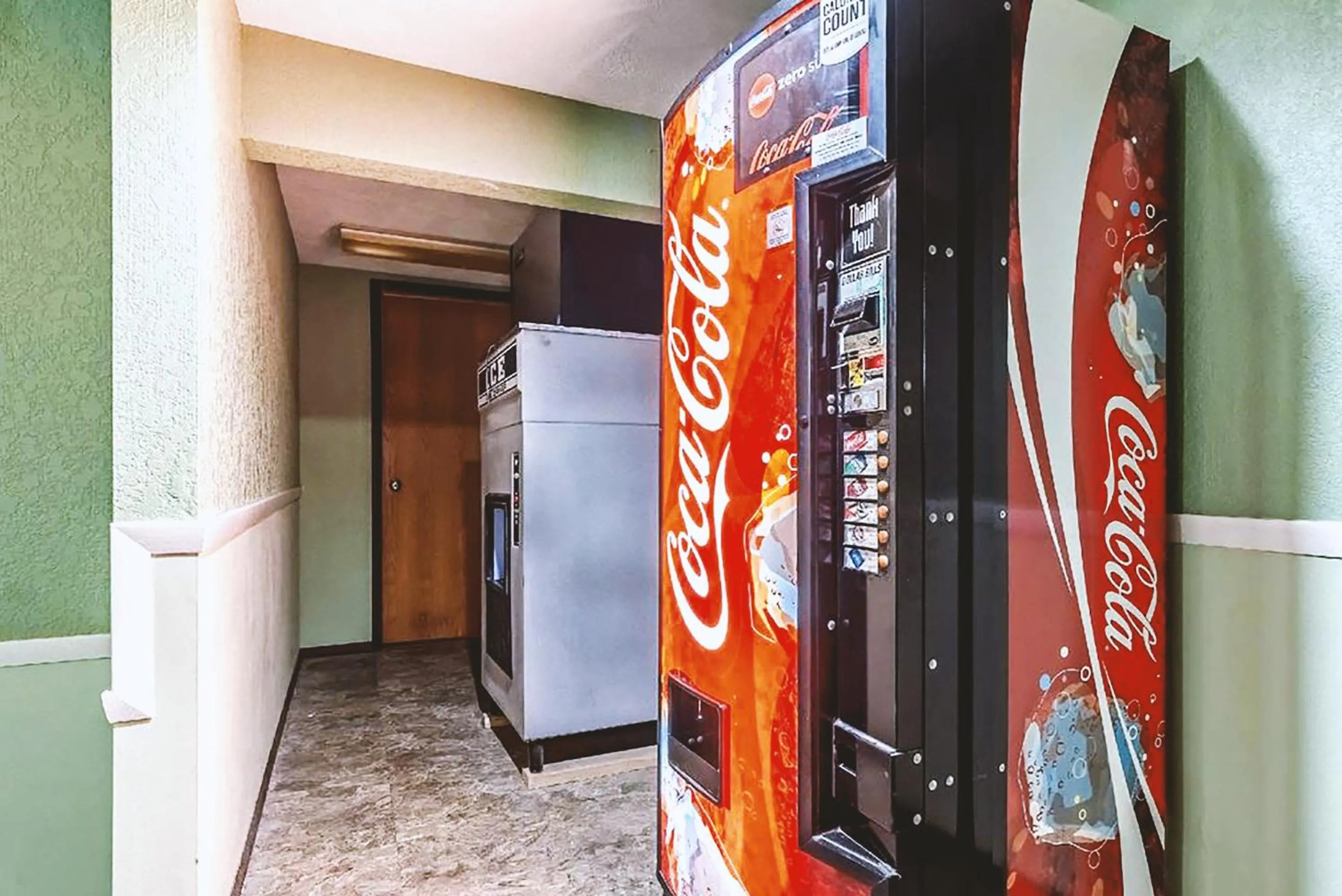 vending machine in Sky-Palace Inn & Suites McCook