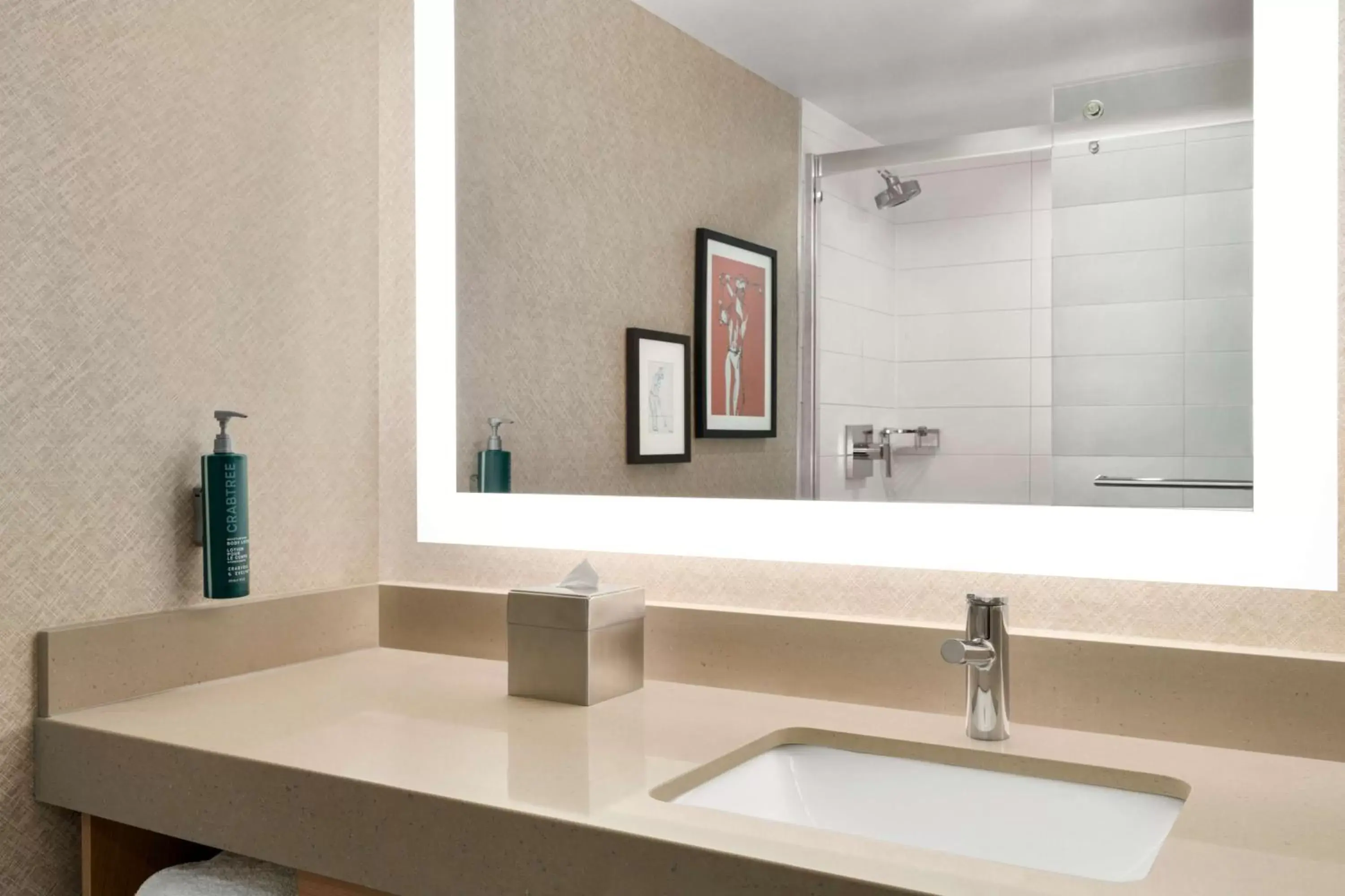 King Room in Doubletree By Hilton Columbus Dublin King Room in Doubletree By Hilton Columbus Dublin