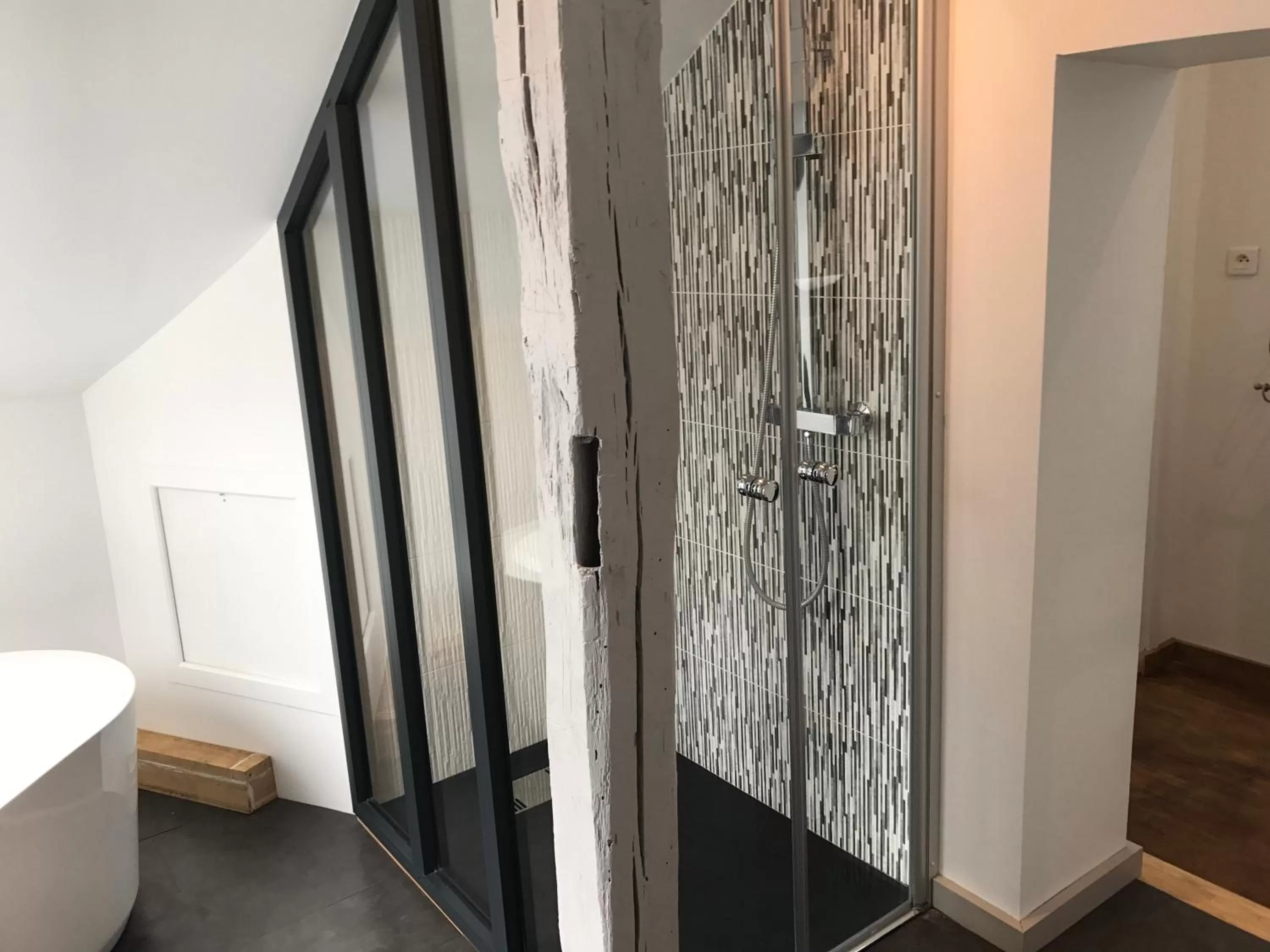 Shower in Chambres d'hôtes & Spa Les Perce Neige