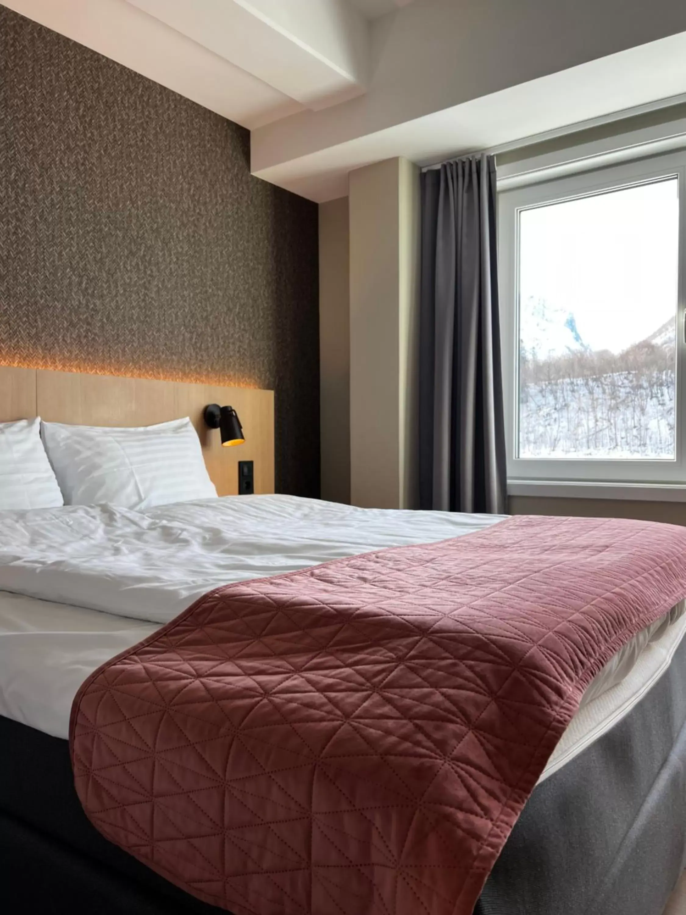 Double Room in Frichs Ekspress Åndalsnes Double Room in Frichs Ekspress Åndalsnes